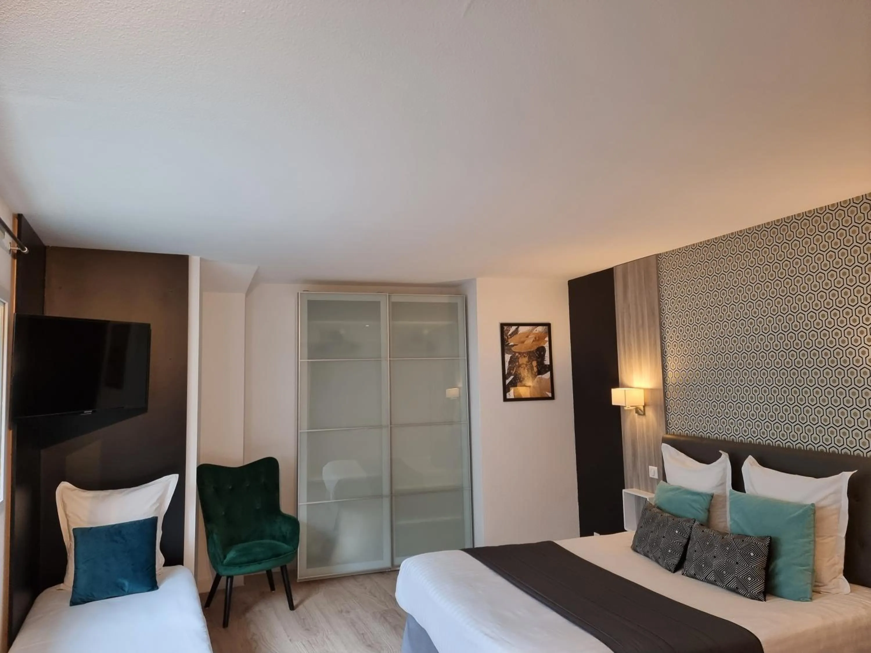 Photo of the whole room, Bed in City Loft Apparthotel