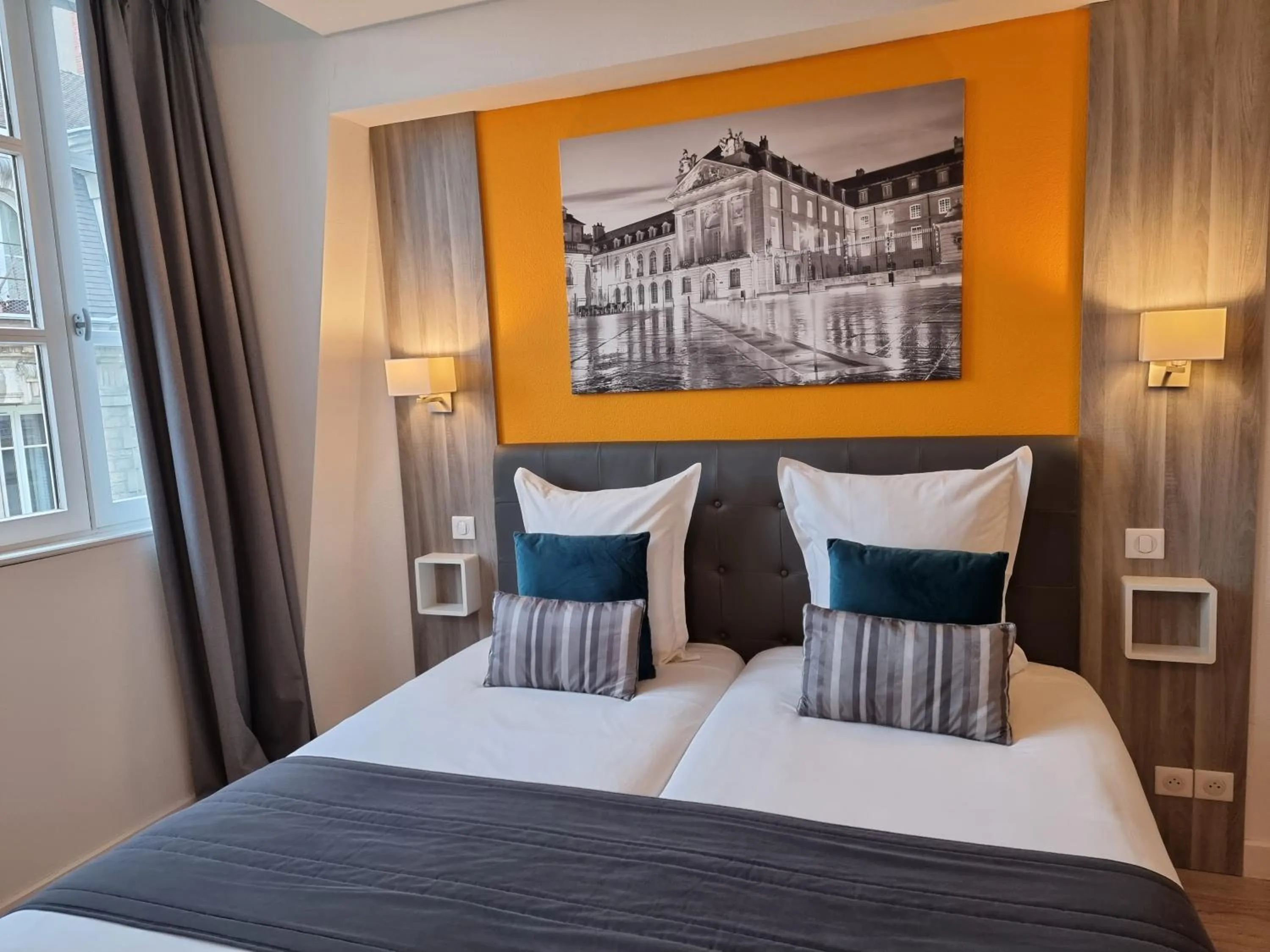 Bed in City Loft Apparthotel