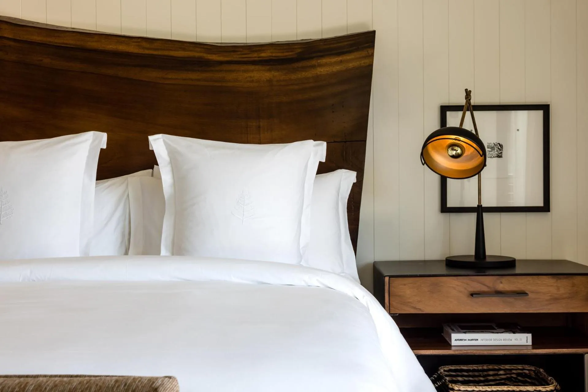 Bed in Four Seasons Resort Napa Valley