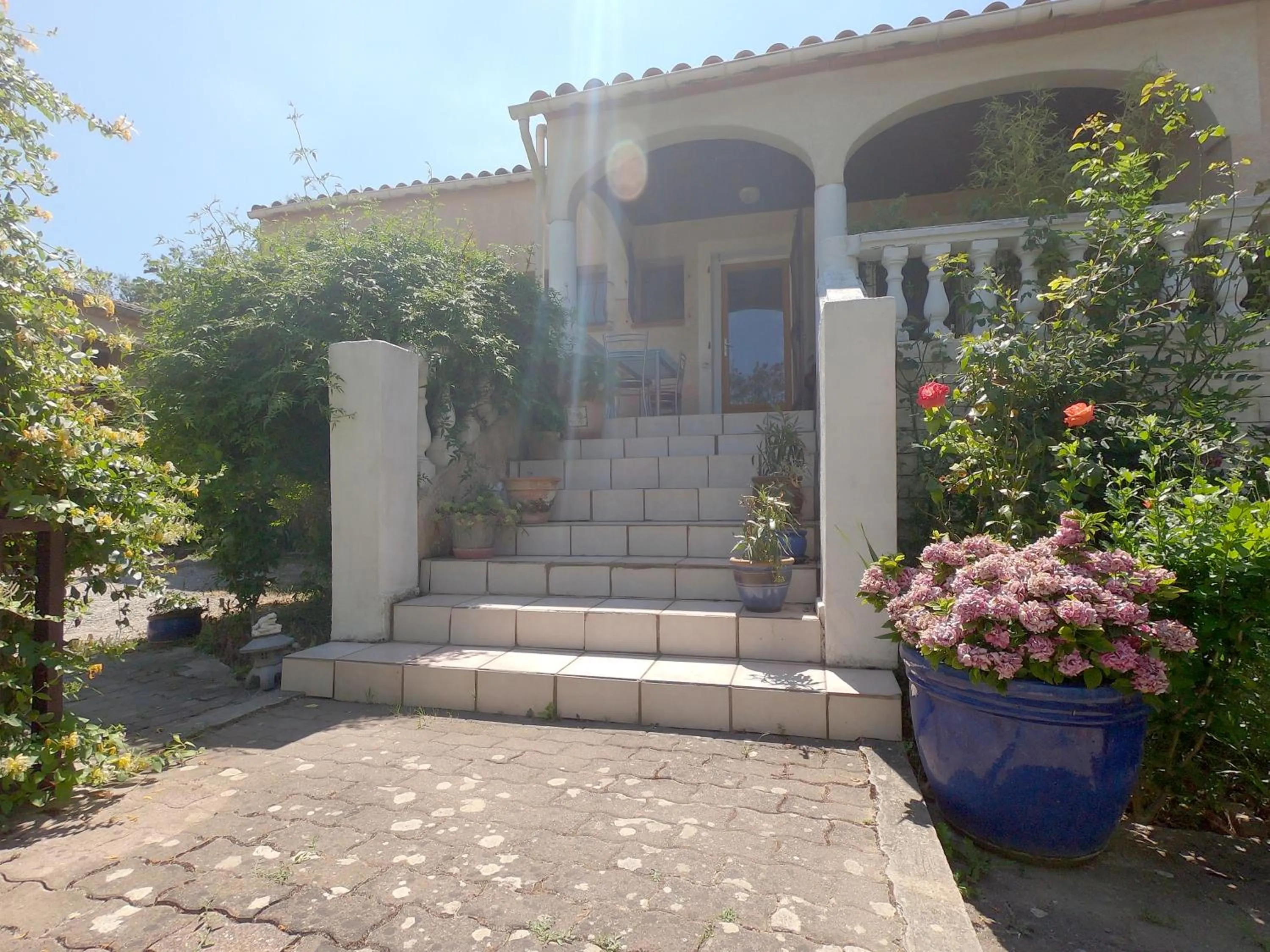 Property building in Bed & Breakfast Le Beauséjour