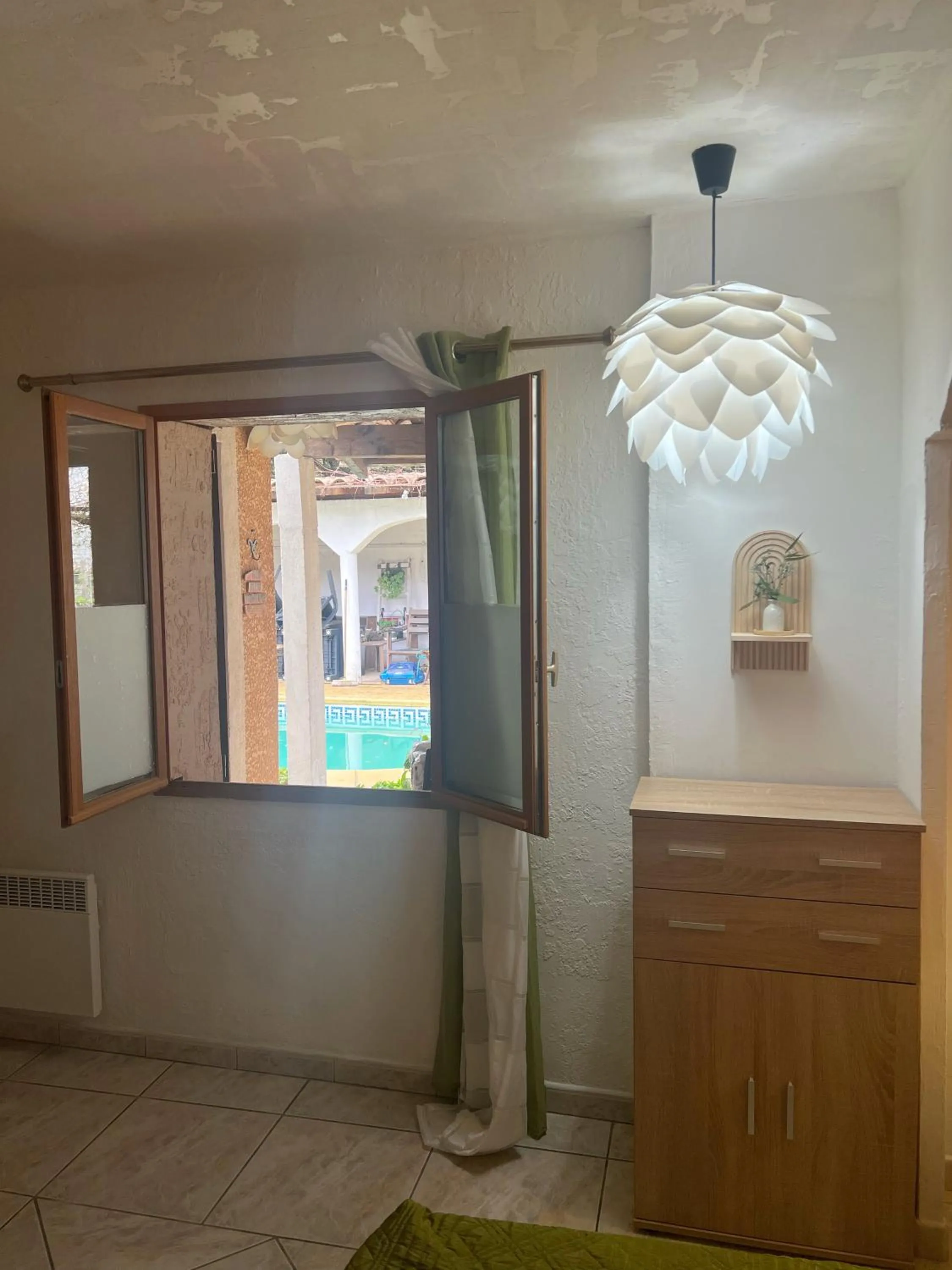 Swimming pool in Bed & Breakfast Le Beauséjour