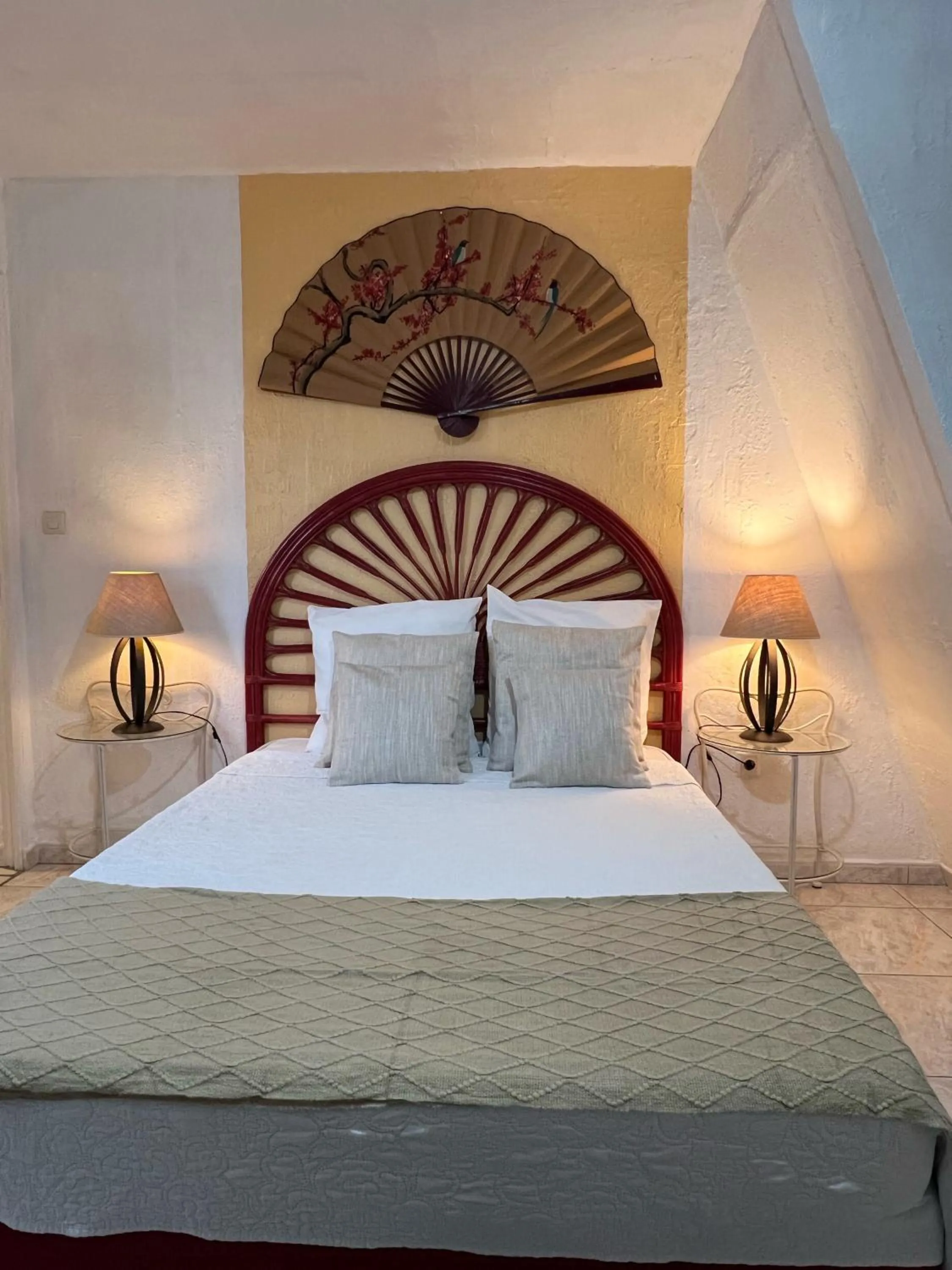 Bed in Bed & Breakfast Le Beauséjour