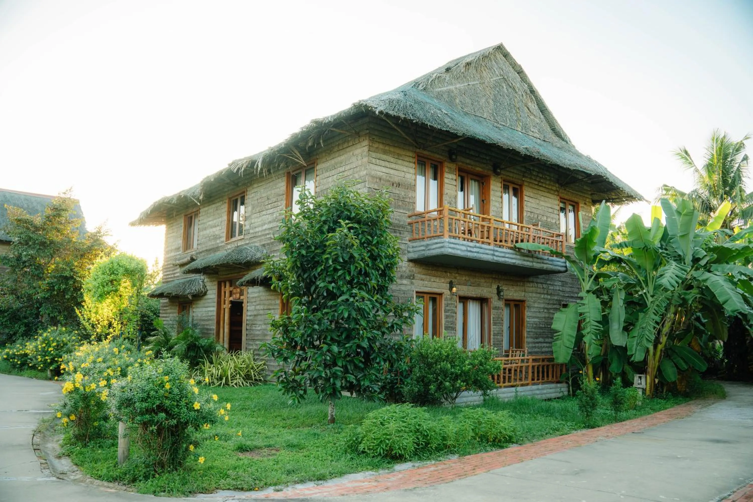 Guests in Can Tho Ecolodge