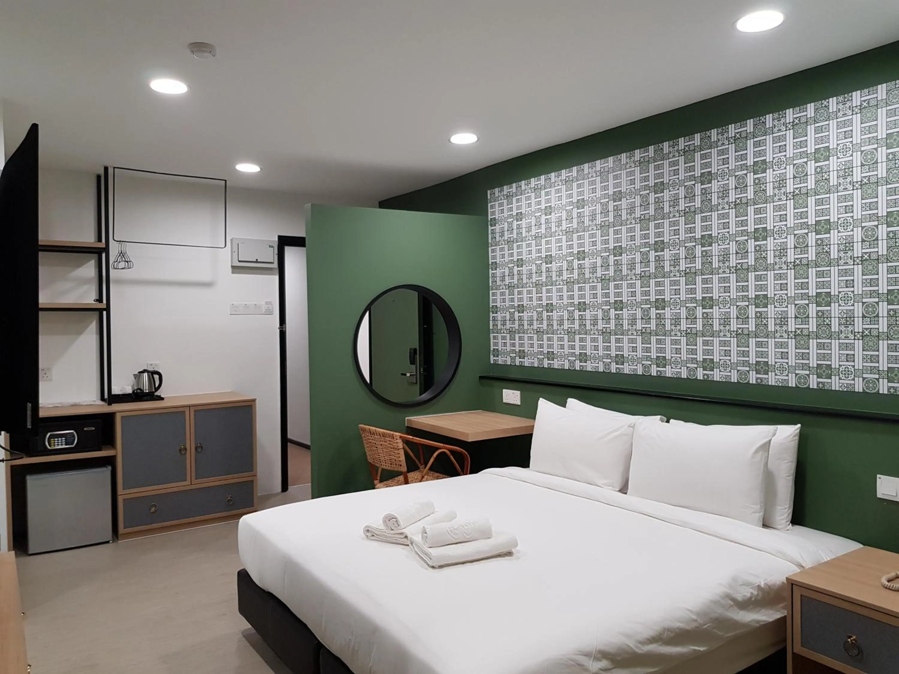 Bedroom, Bed in Bloommaze Boutique Hotel Klang