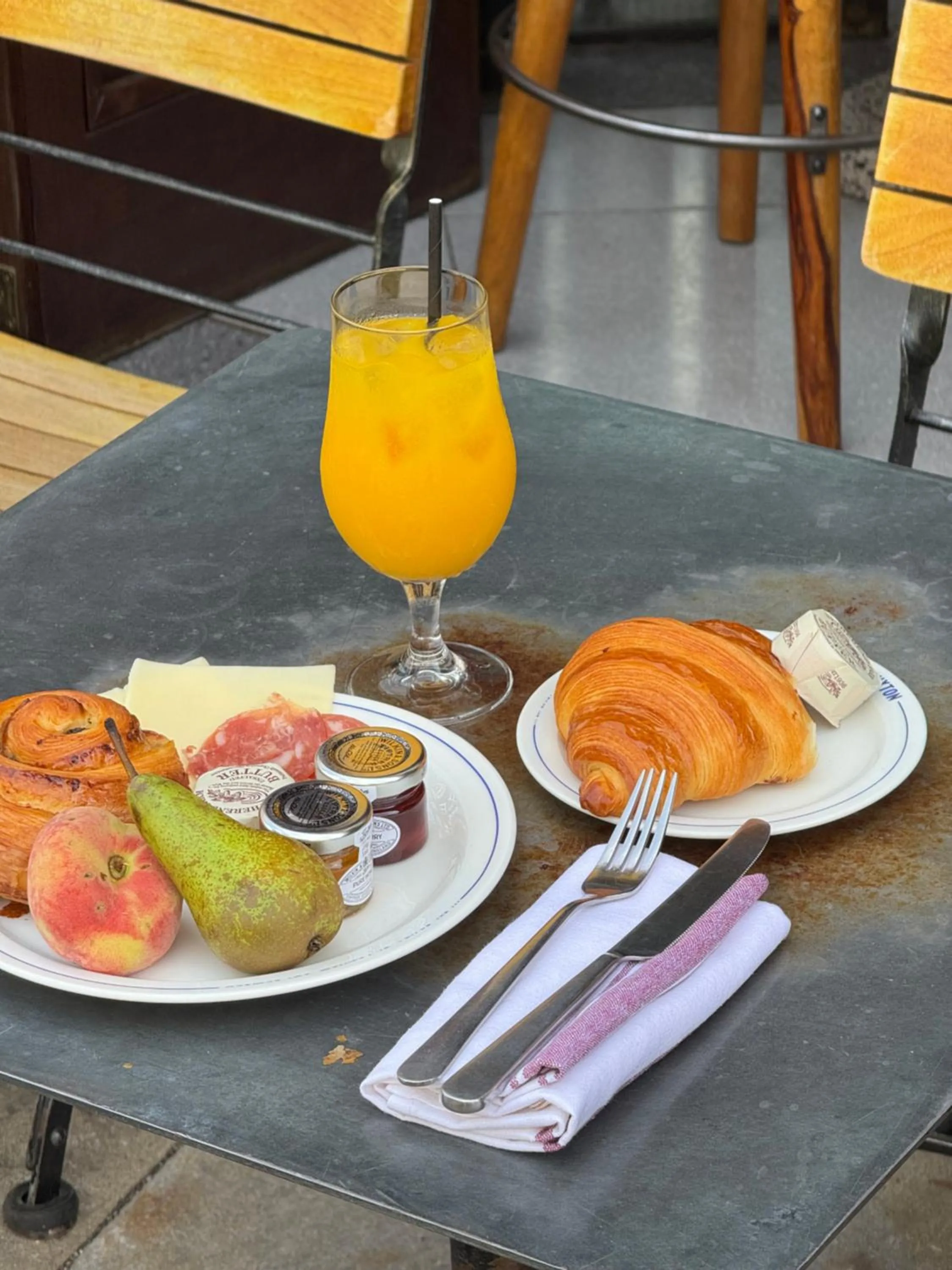 Breakfast in The Buxton