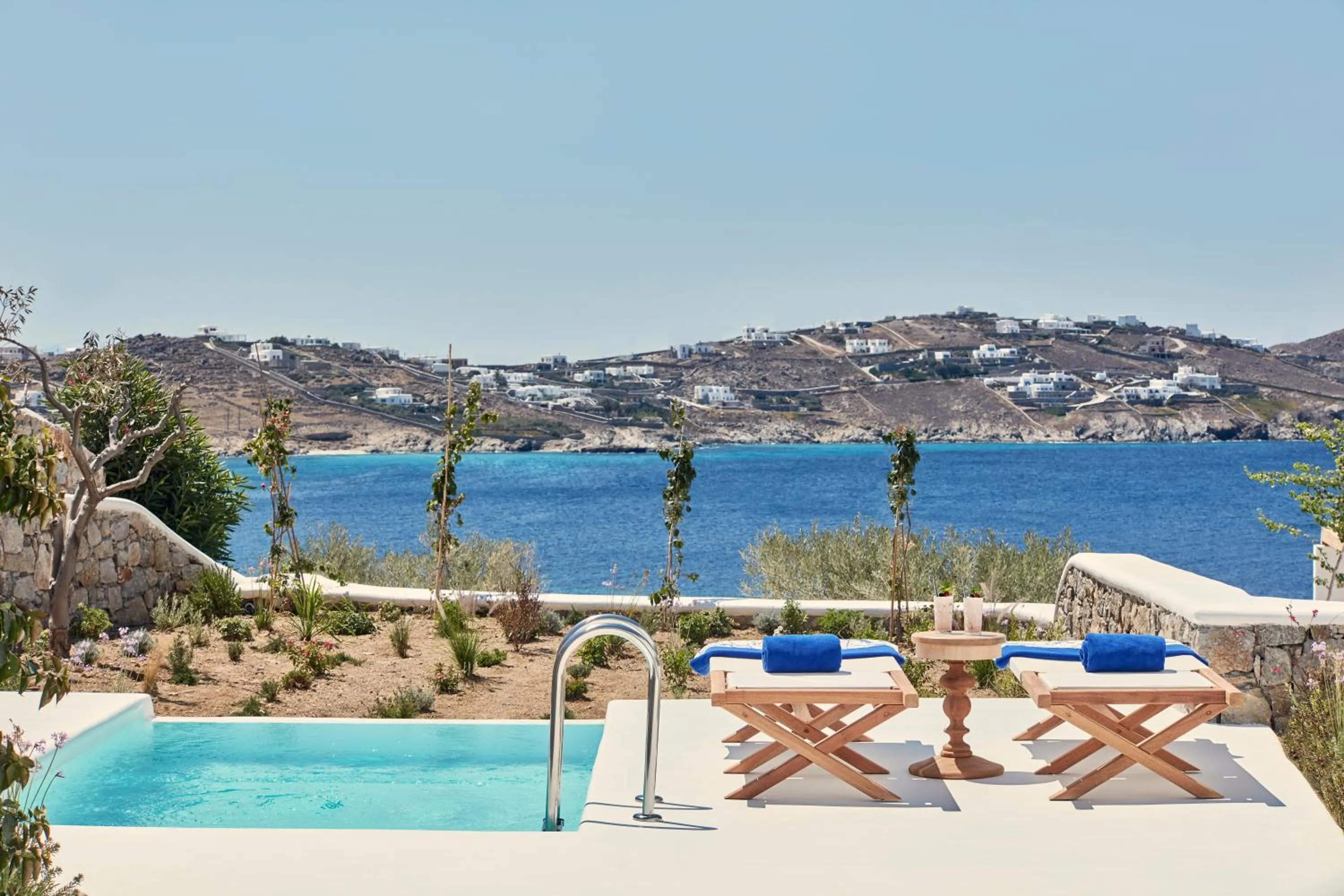 Pool view in Katikies Mykonos - The Leading Hotels of the World