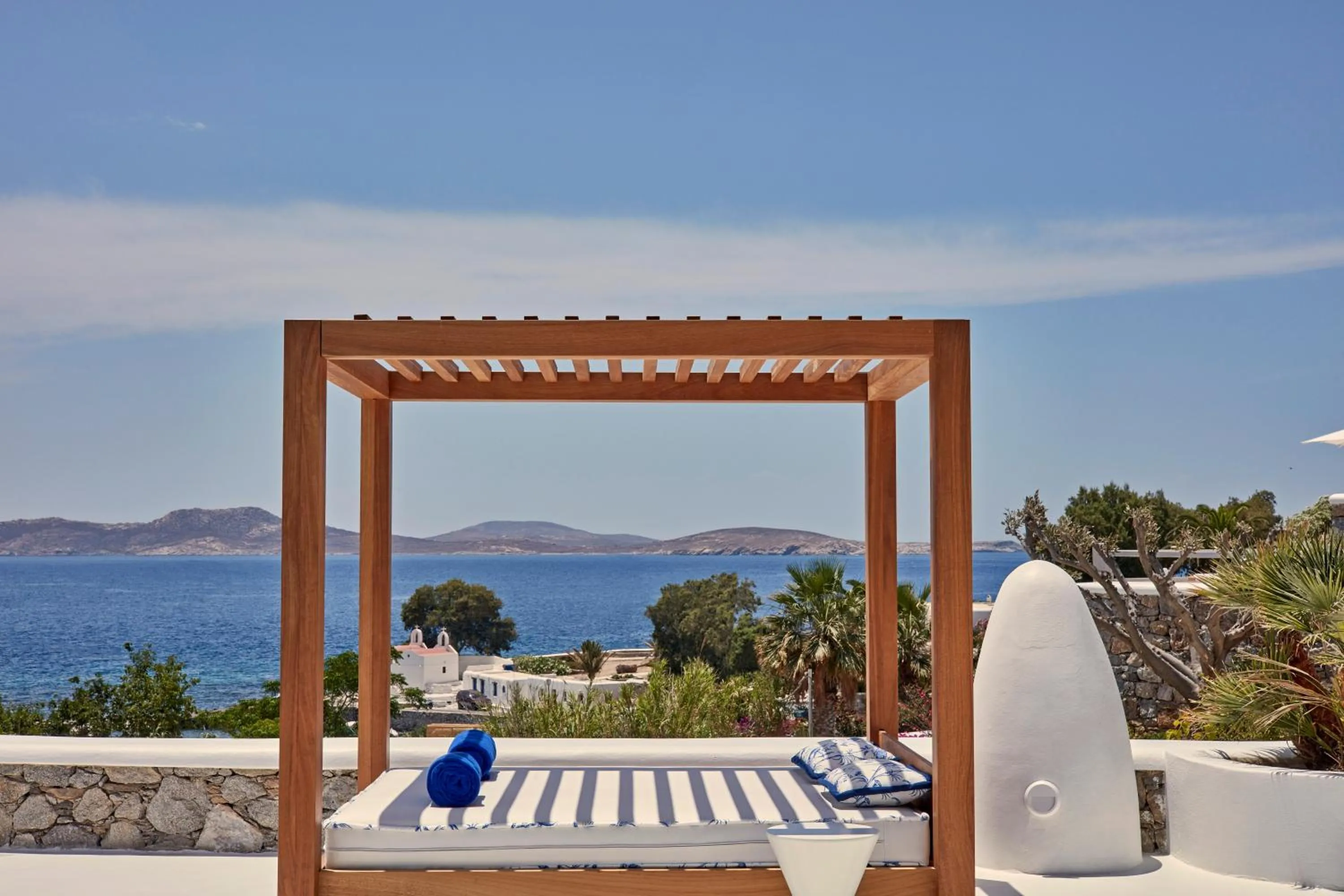 Lounge or bar in Katikies Mykonos - The Leading Hotels of the World