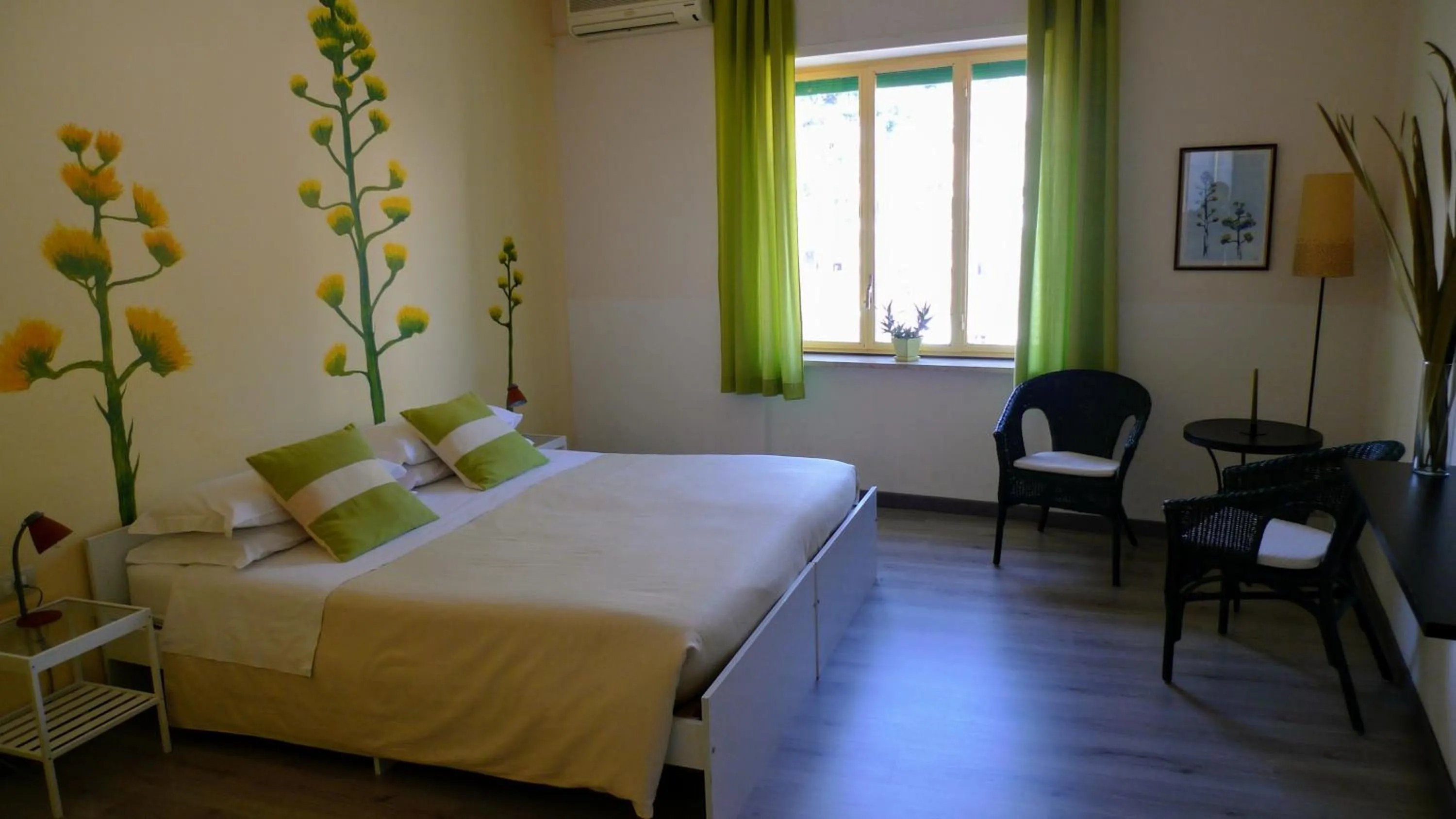 Photo of the whole room, Bed in I Tetti di Siciliando