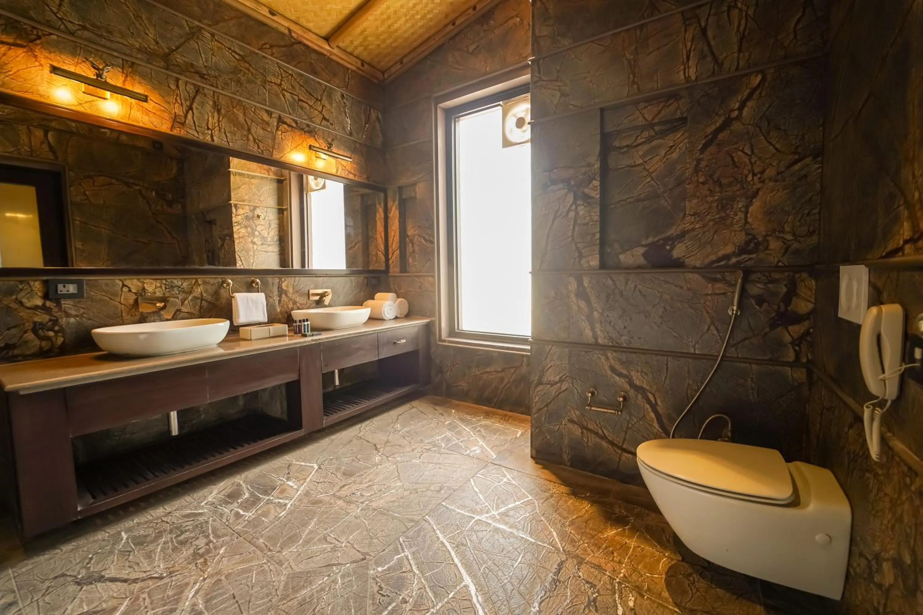 Toilet in AamaGhati Wildlife Resort, Ranthambore