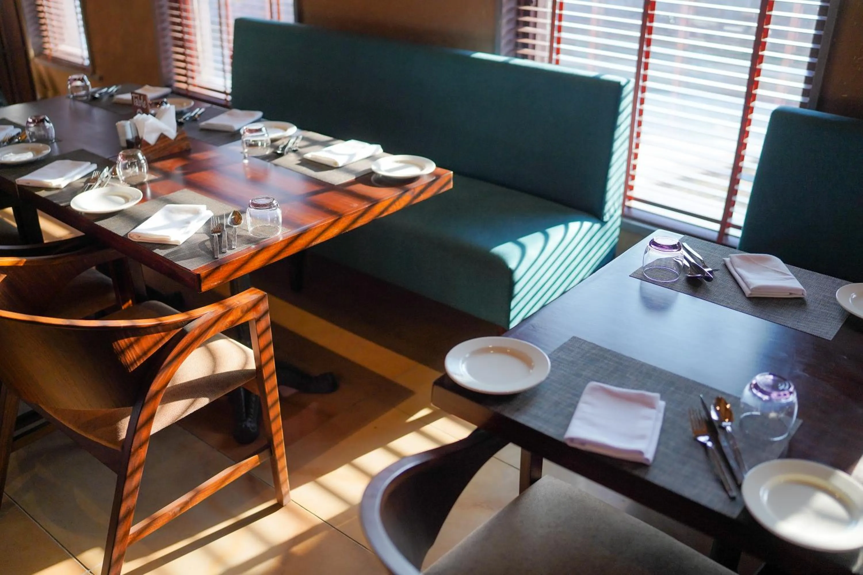 Restaurant/places to eat in AamaGhati Wildlife Resort, Ranthambore