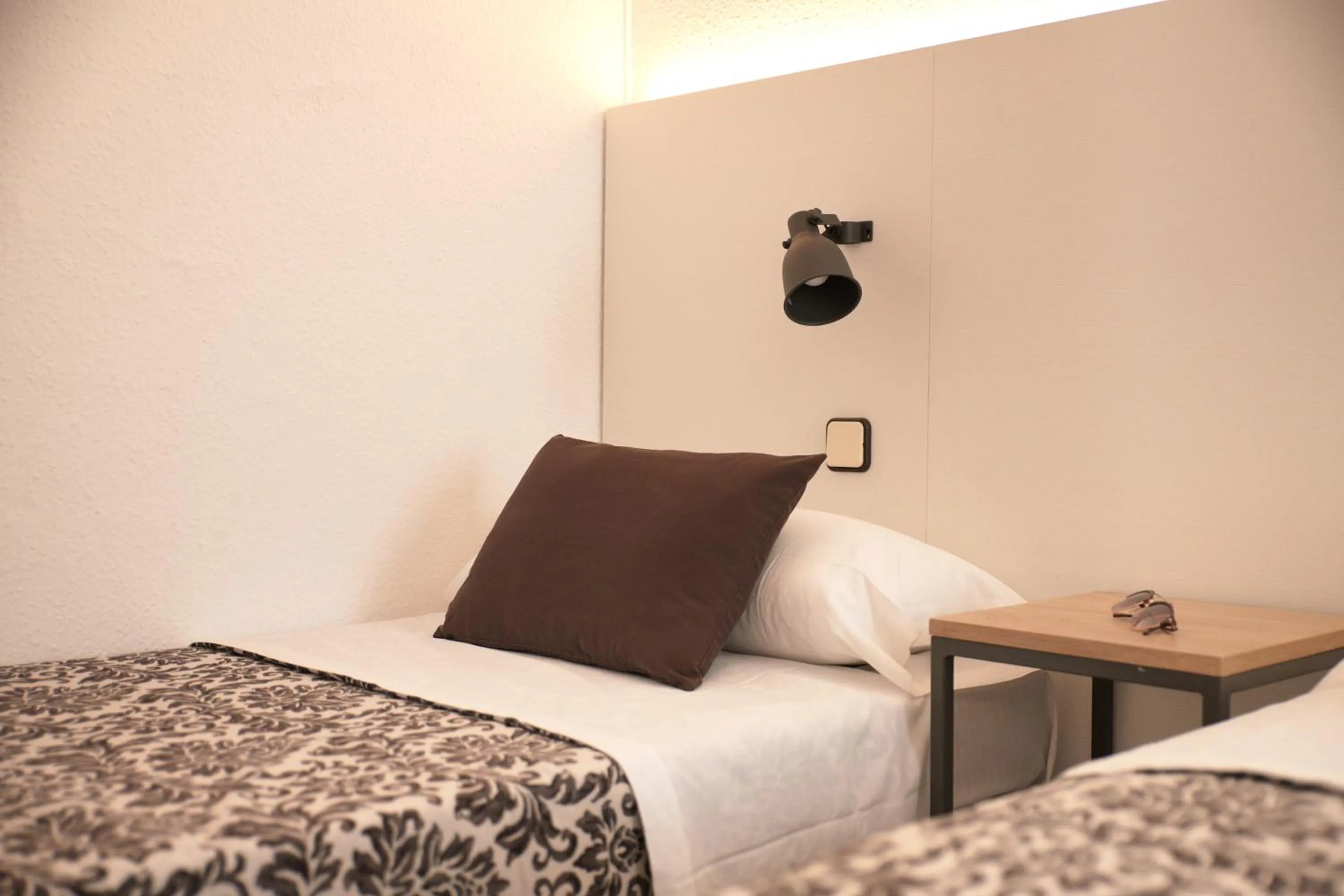 Bed in Hotel Miami Calella - El de siempre, como nunca