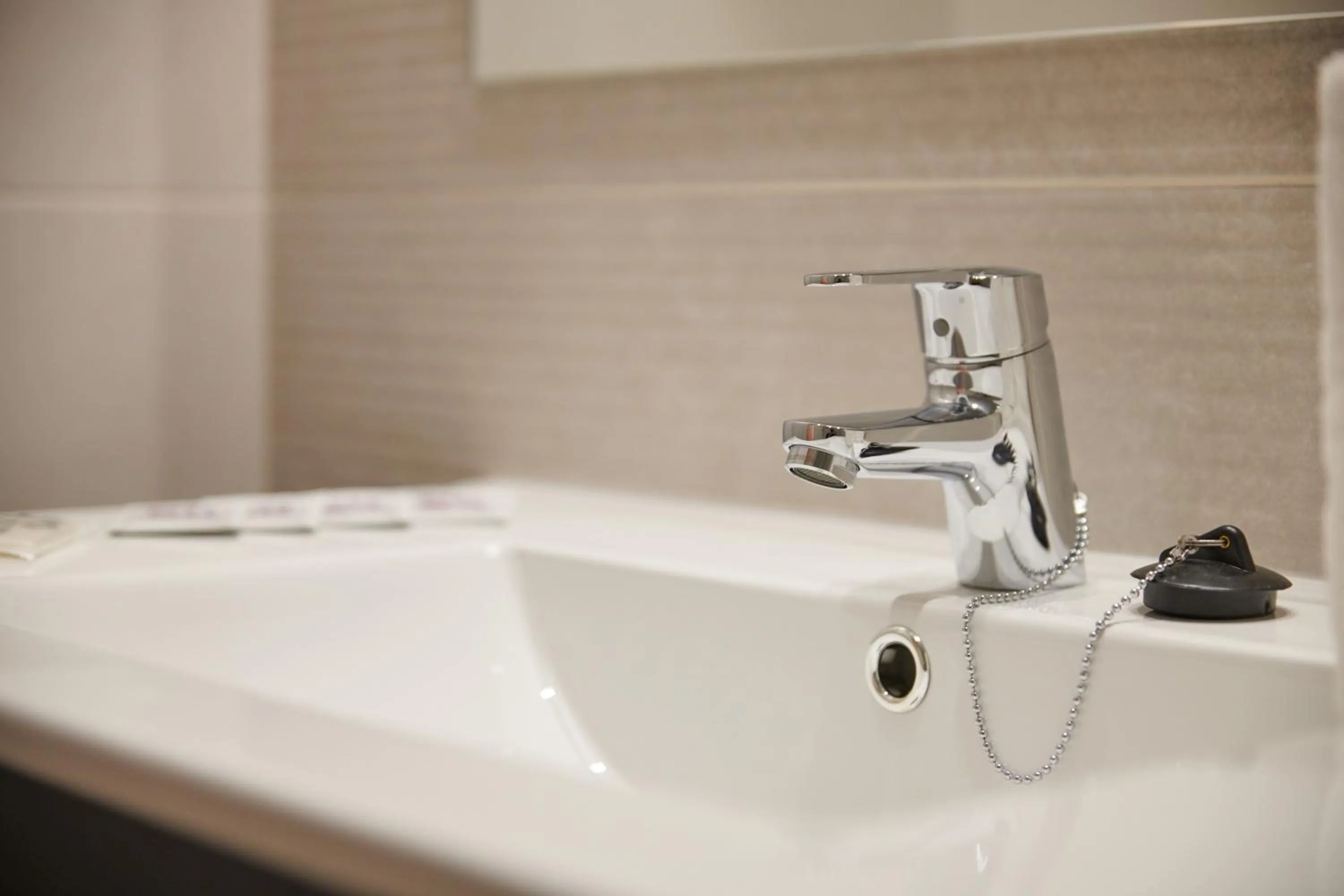 Bathroom in Hotel Miami Calella - El de siempre, como nunca