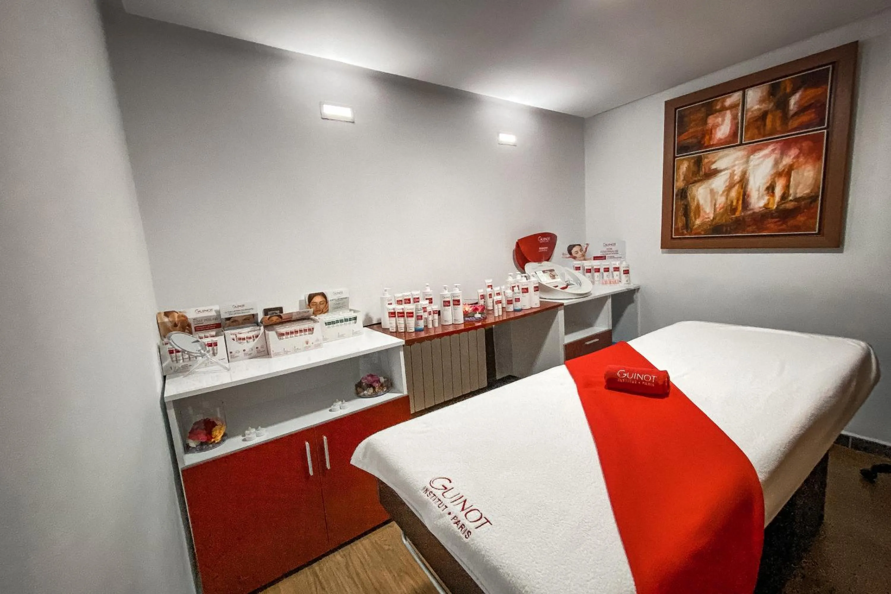 Bed in DWO Mira Palace