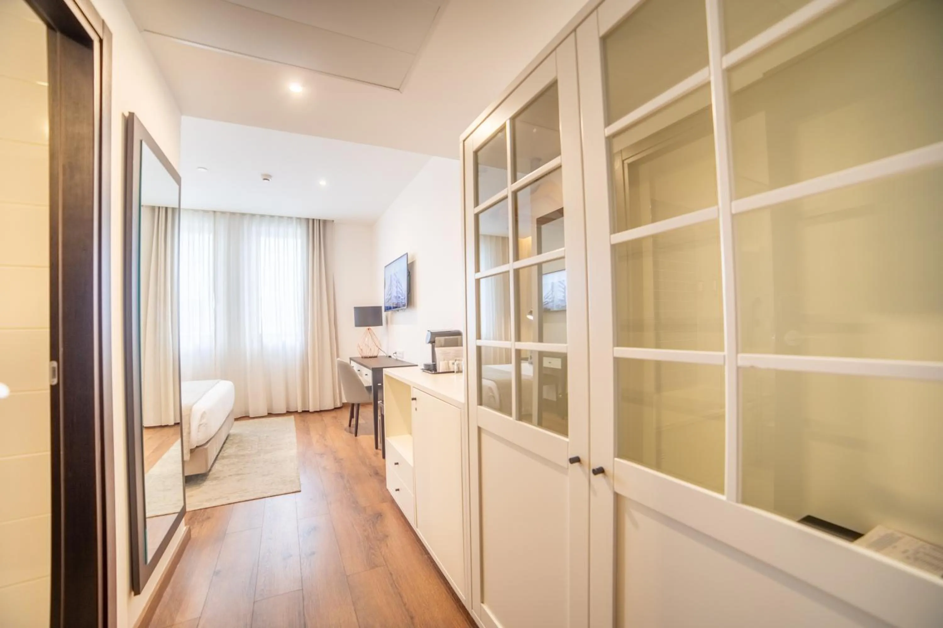 Bedroom in VIP Executive Picoas Hotel