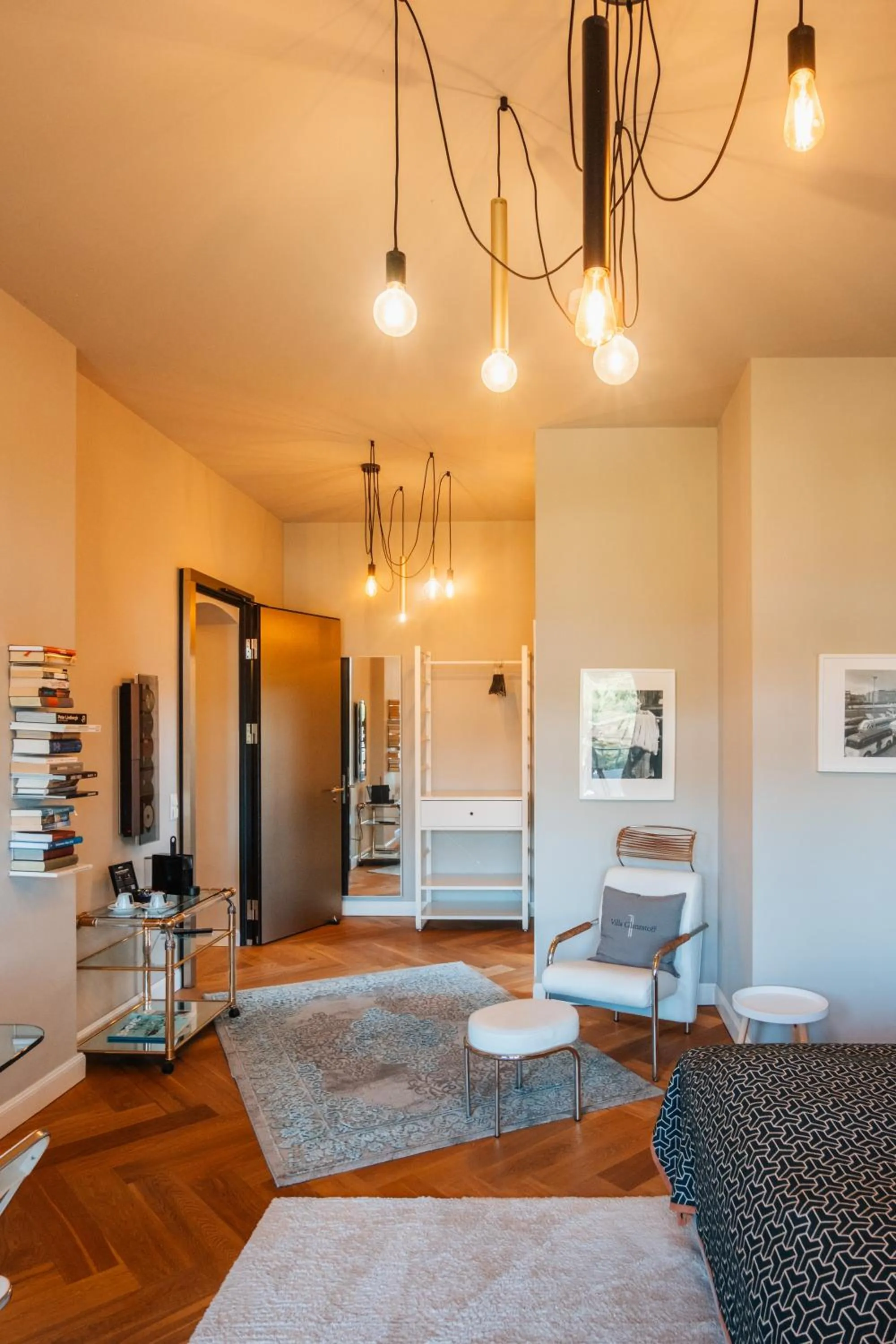 Photo of the whole room, Bed in Villa Glanzstoff