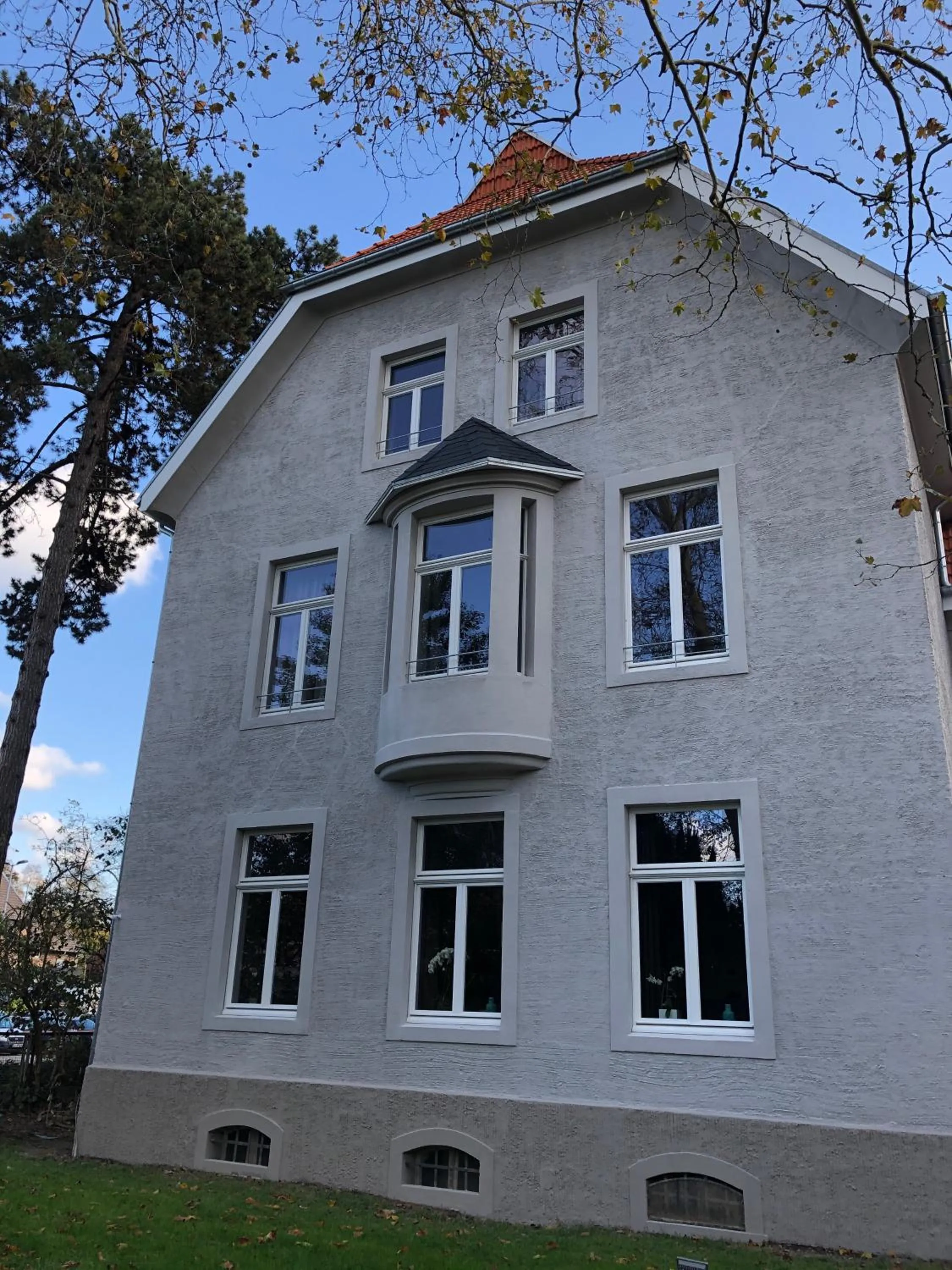 Property building in Villa Glanzstoff