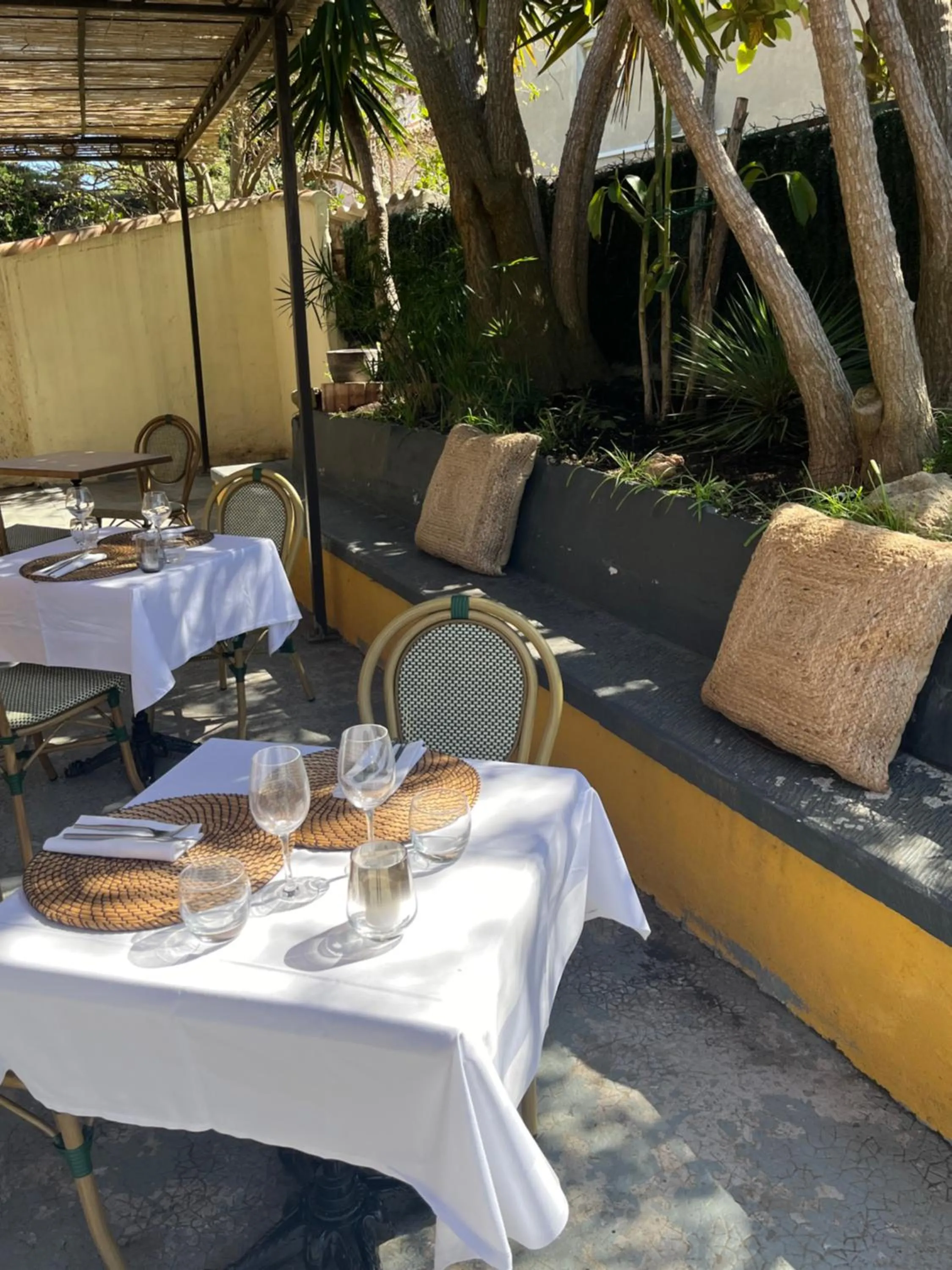 Patio in Auberge Sainte Marguerite