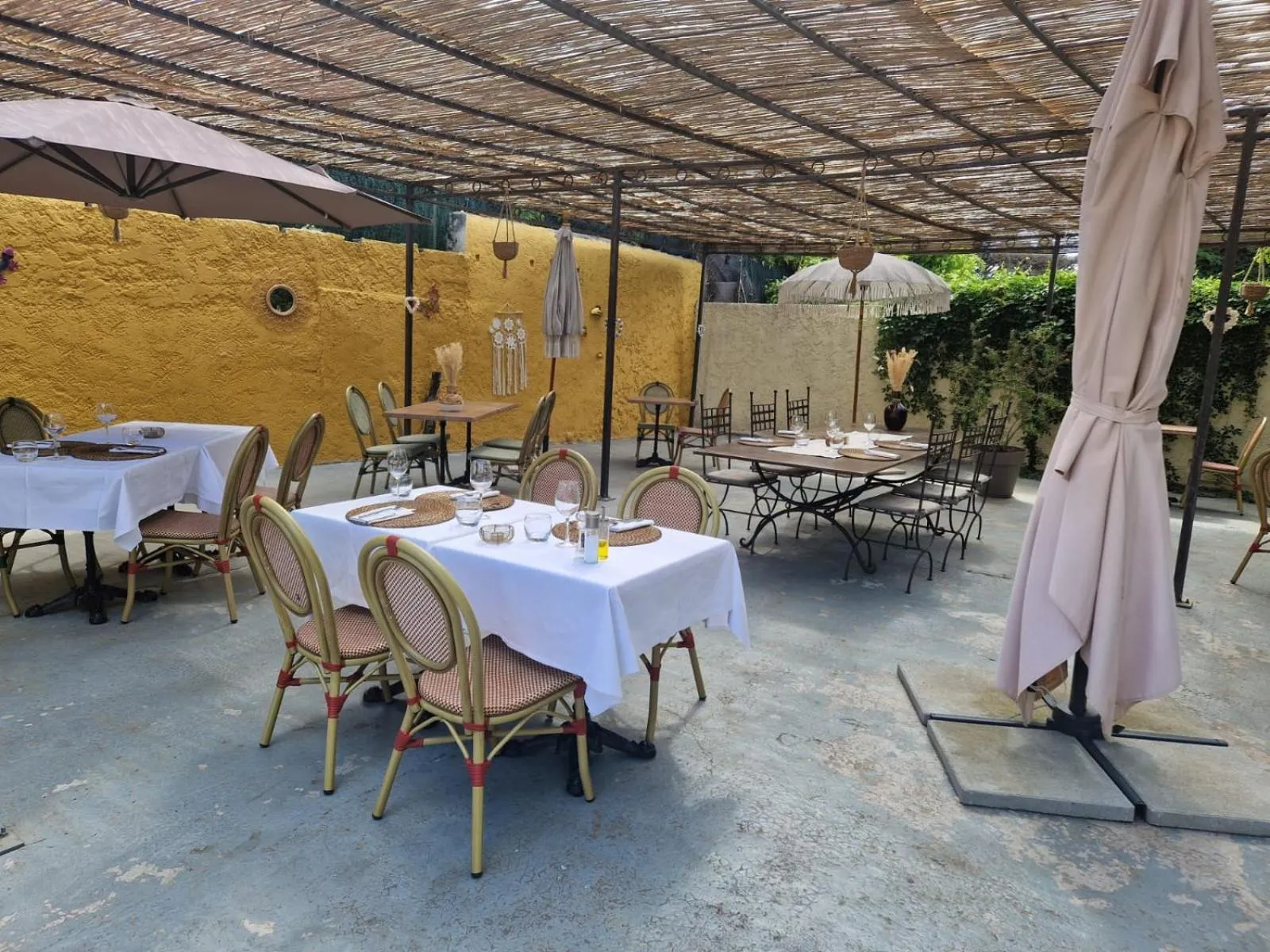 Patio in Auberge Sainte Marguerite