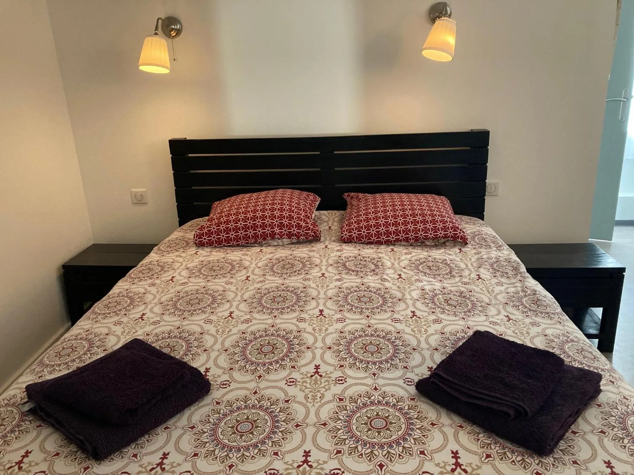 Bed in Auberge Sainte Marguerite