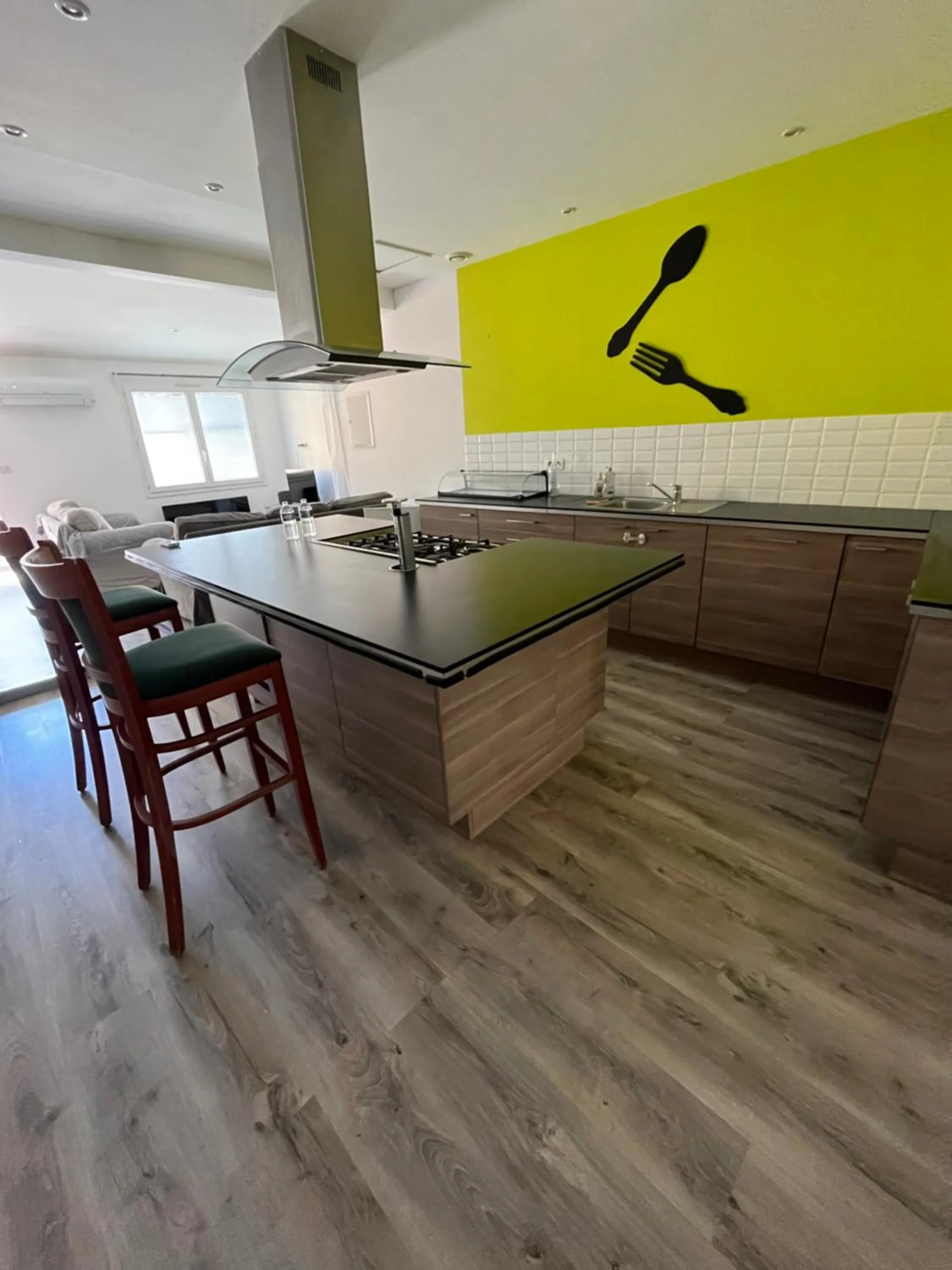 Kitchen or kitchenette in Auberge Sainte Marguerite