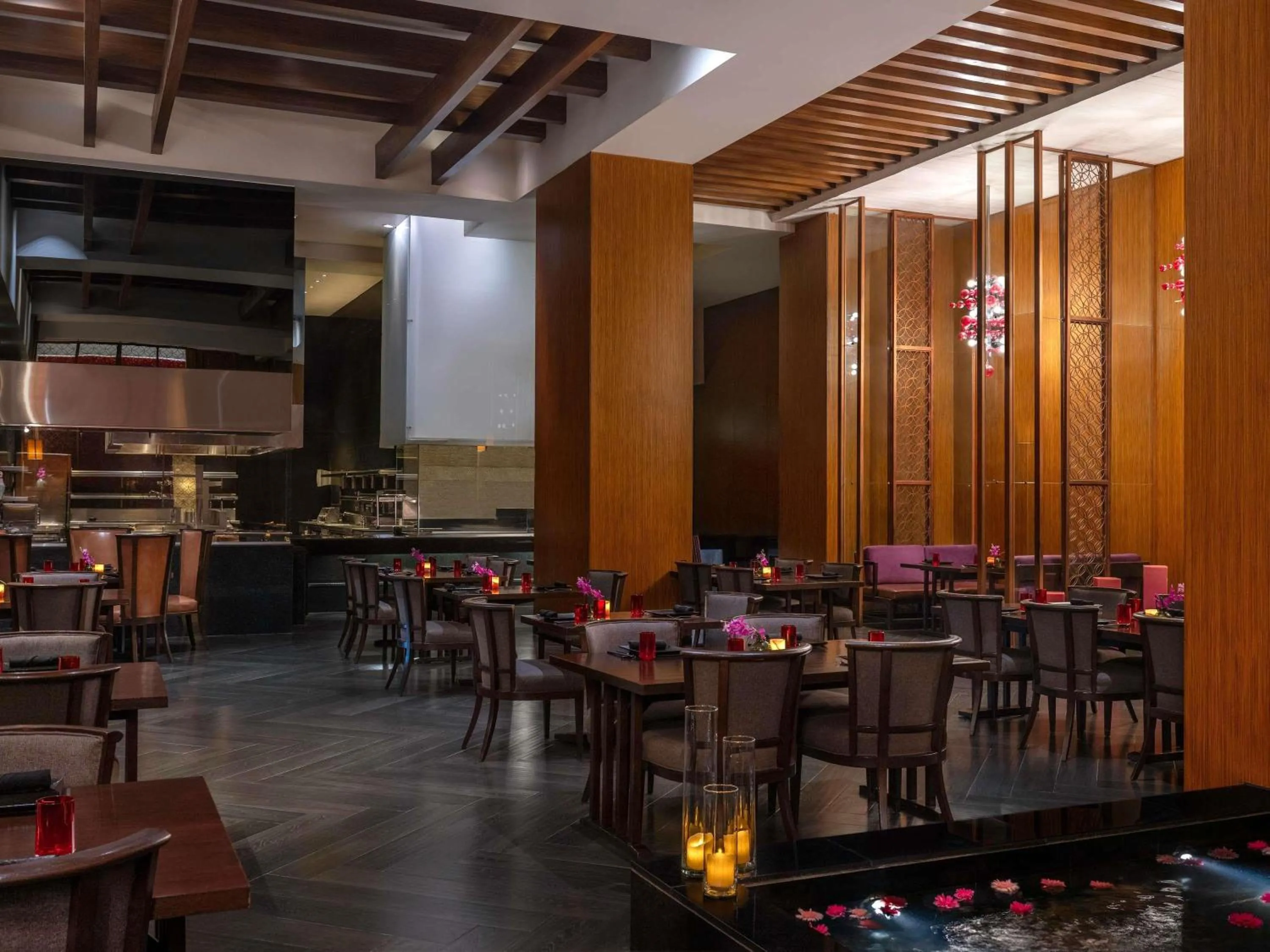 Restaurant/places to eat in Sofitel Cairo Downtown Nile