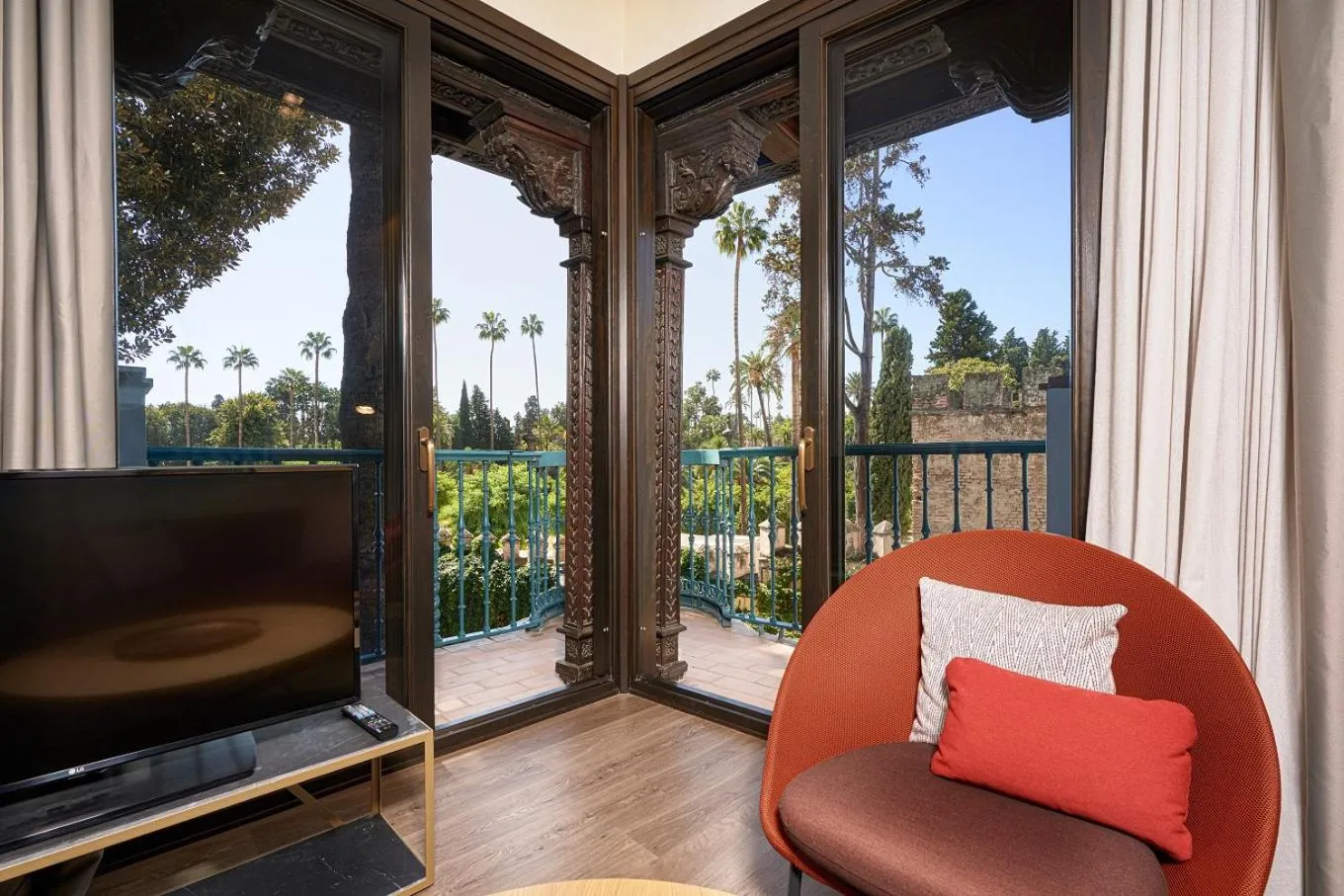 Living room in Suites Murillo Plaza Sta. Cruz