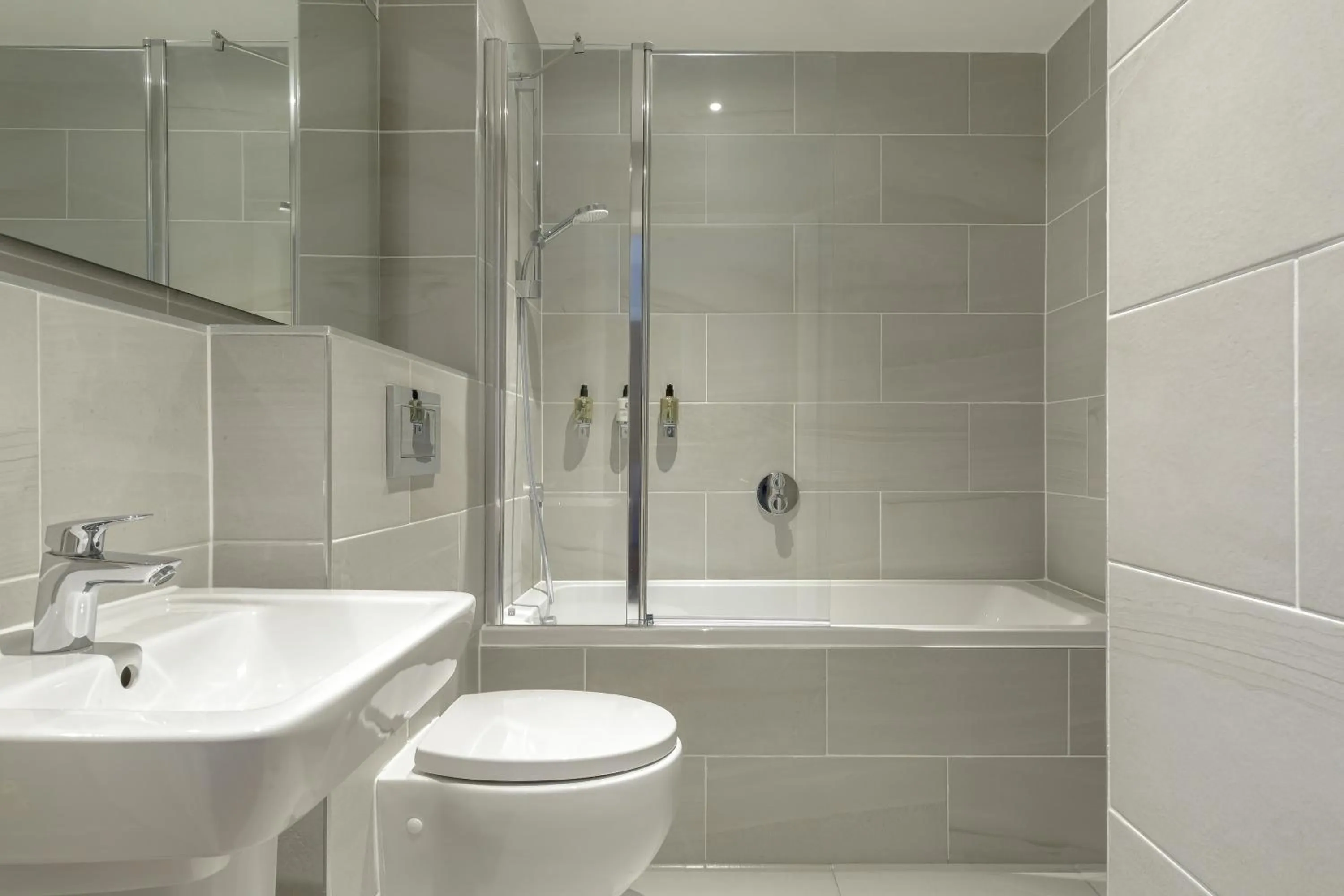 Destiny Scotland - Royal Mile Residence