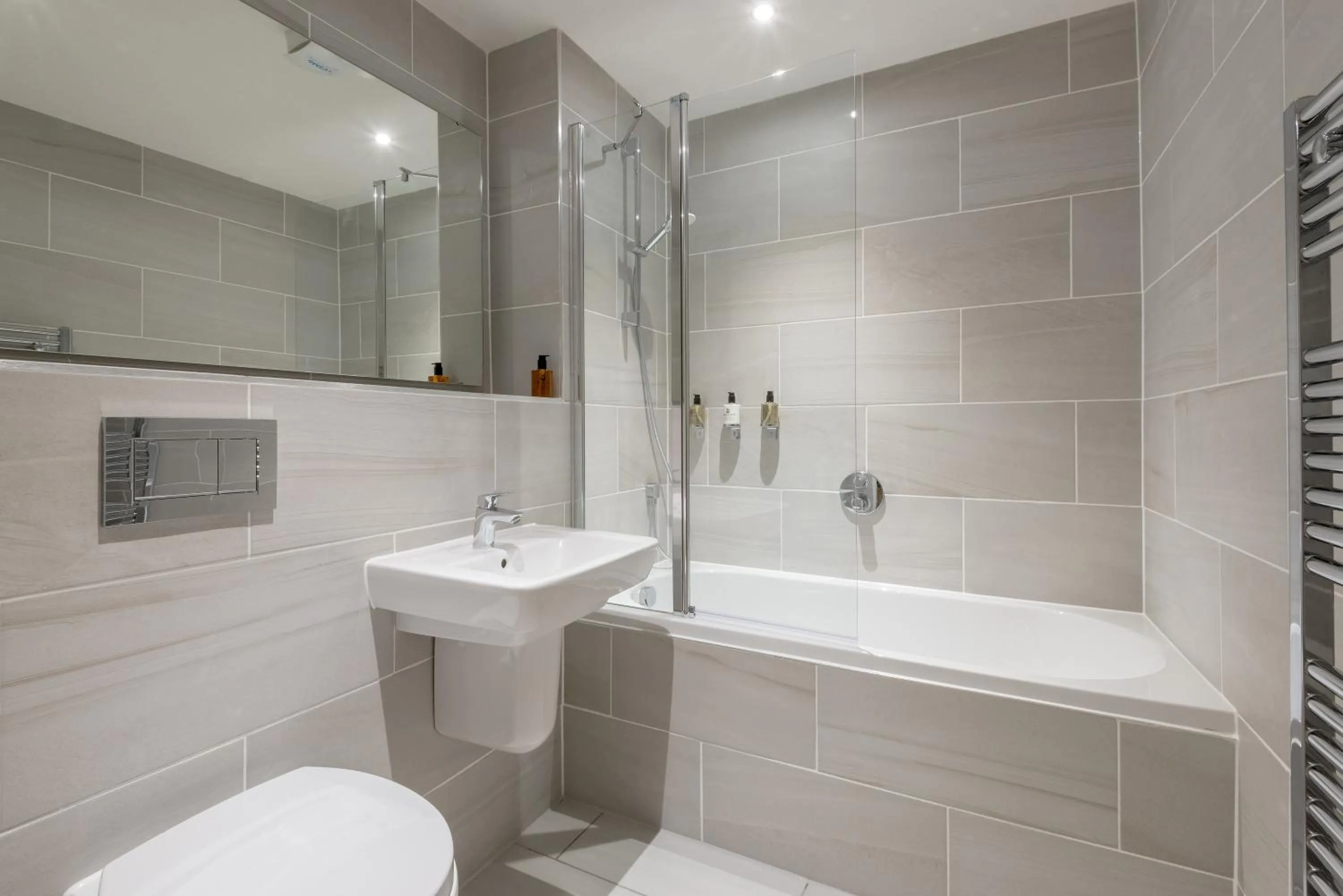 Destiny Scotland - Royal Mile Residence