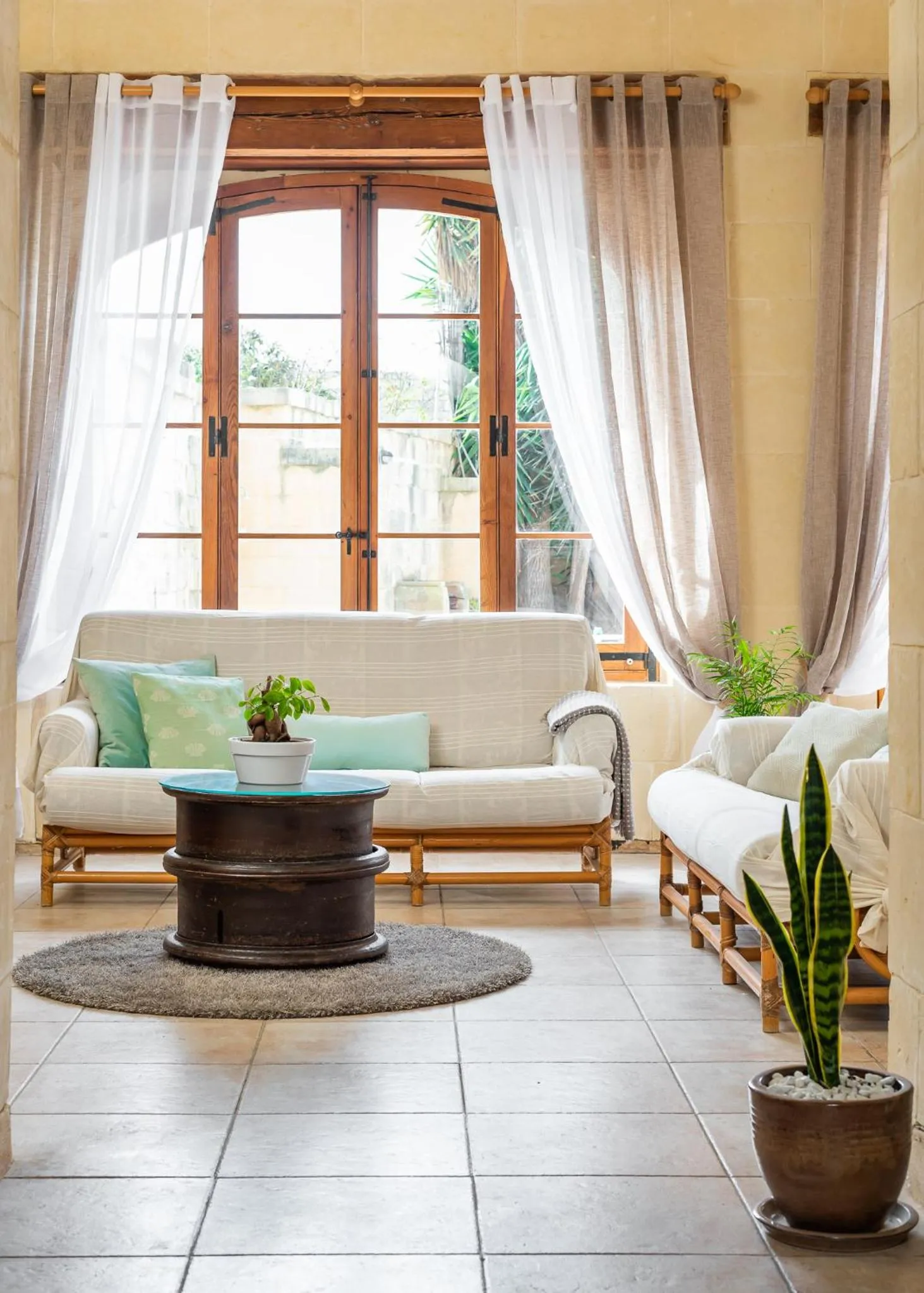 Living room in Mood Farmhouse B&B