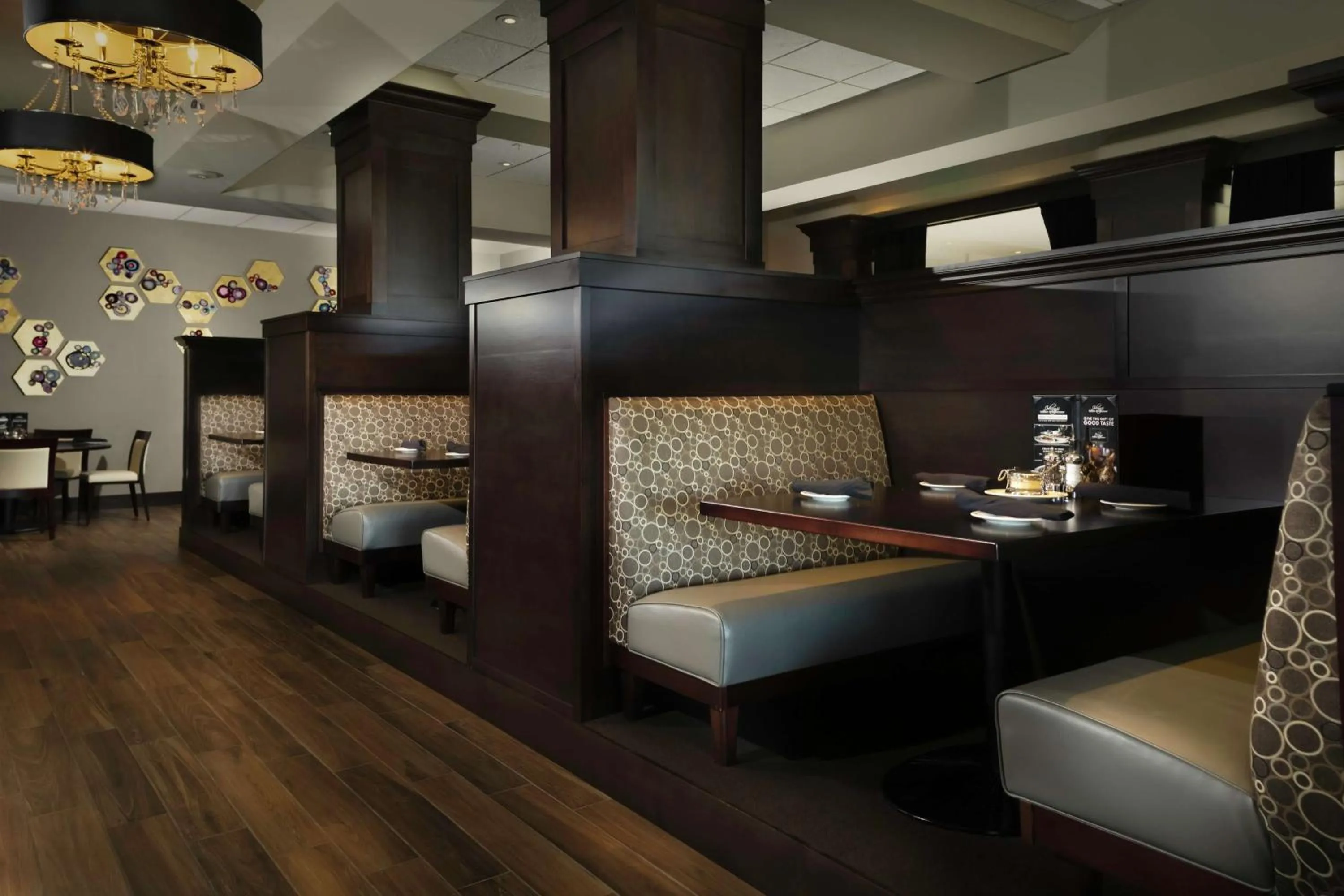 Restaurant/places to eat in Hilton Garden Inn Denver/Thornton