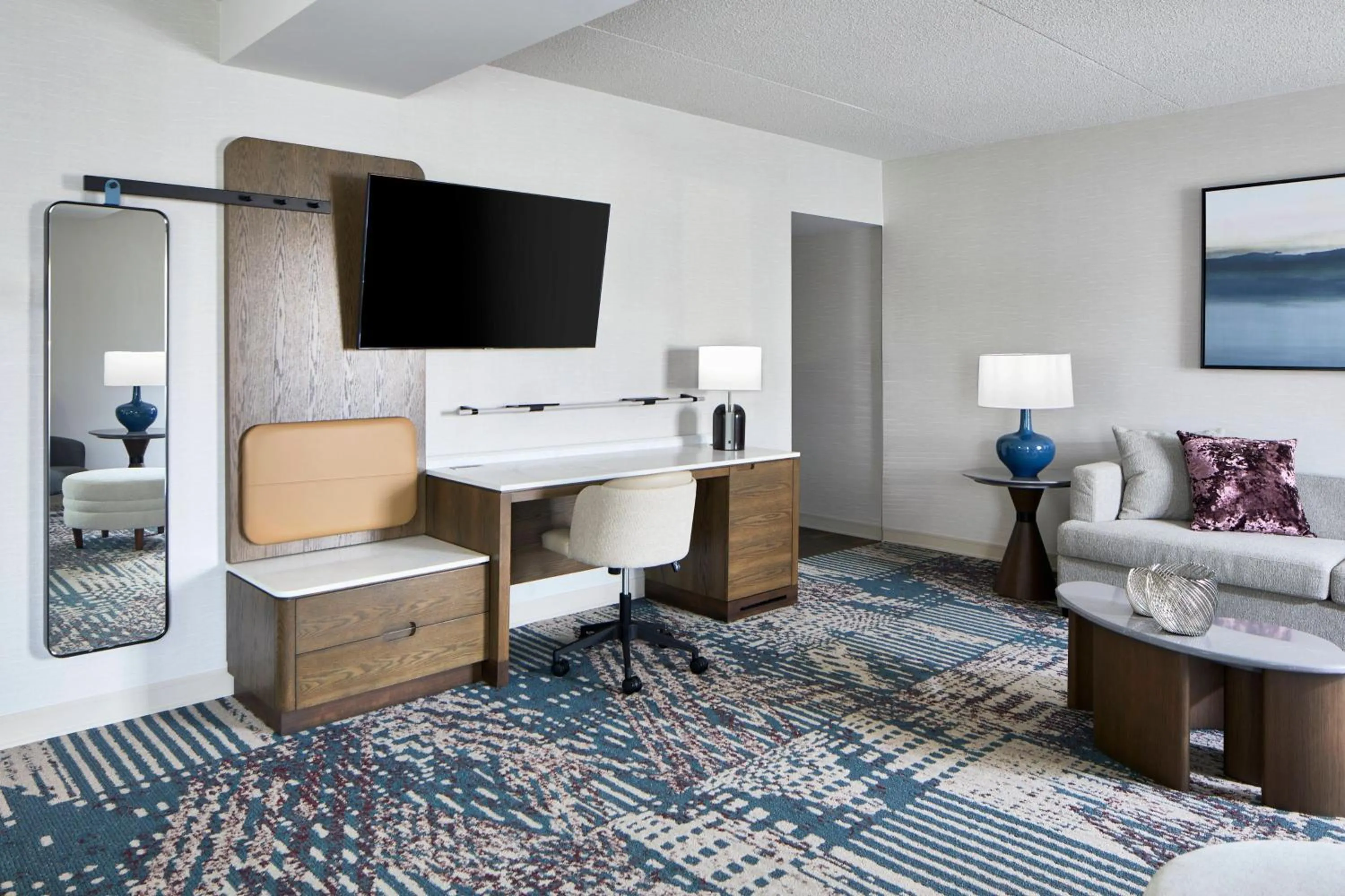 Photo of the whole room in Delta Hotels by Marriott Toledo