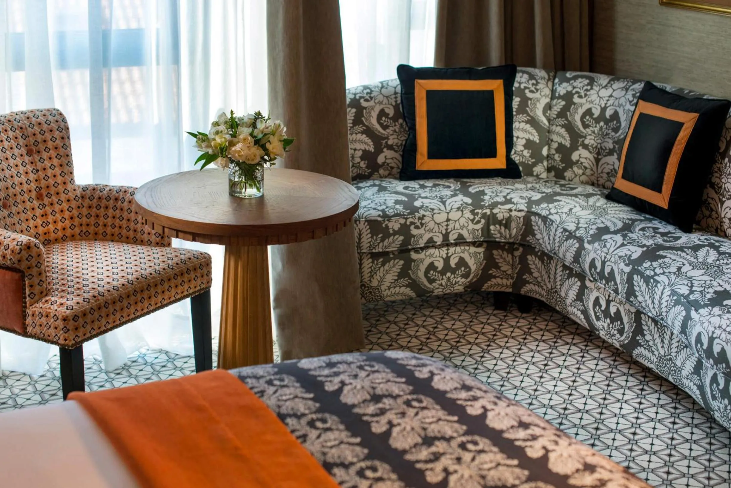 Photo of the whole room in The First One Madrid Preciados