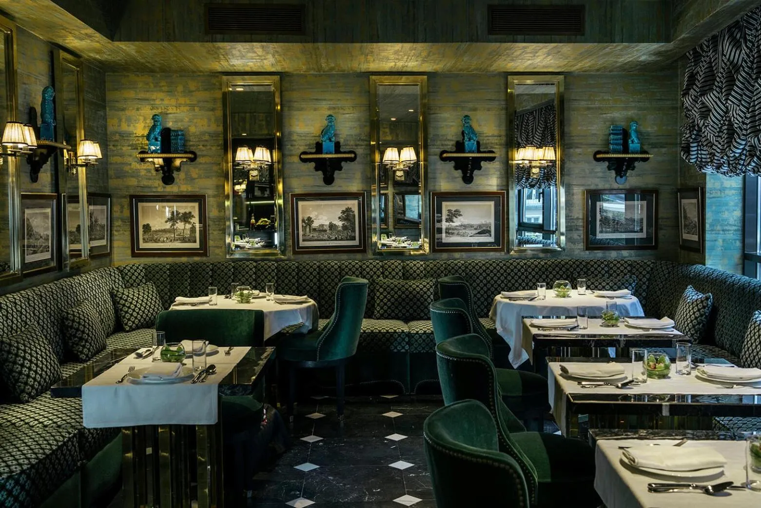 Restaurant/places to eat in The First One Madrid Preciados