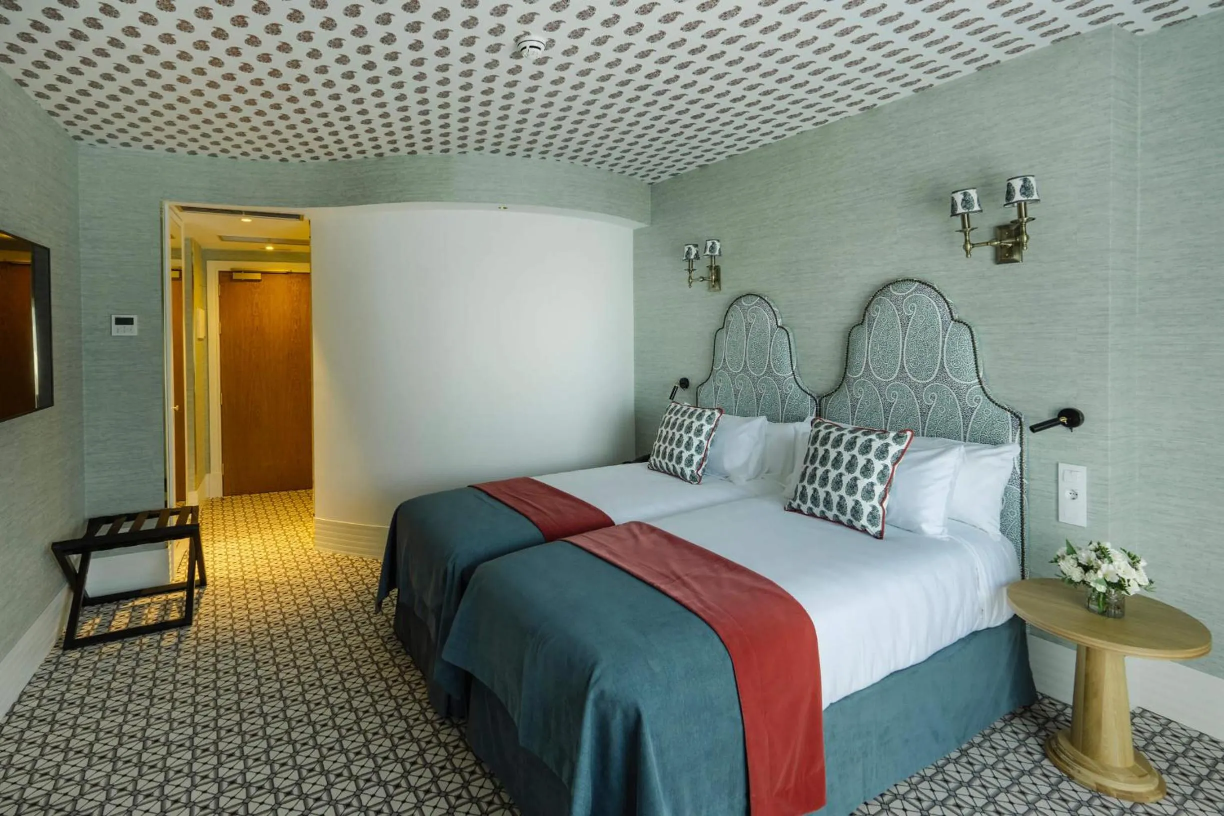 Bed in The First One Madrid Preciados