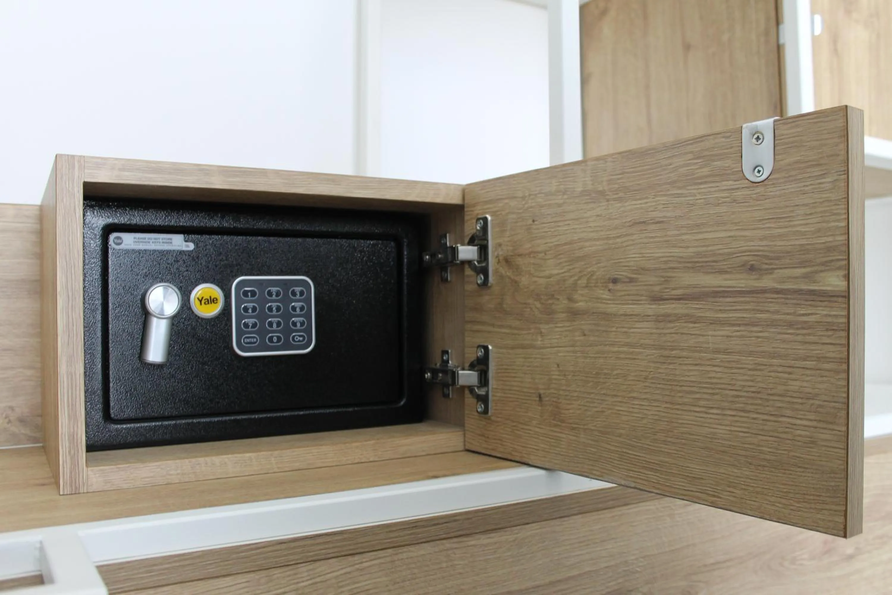 Photo of the whole room in City View Naples