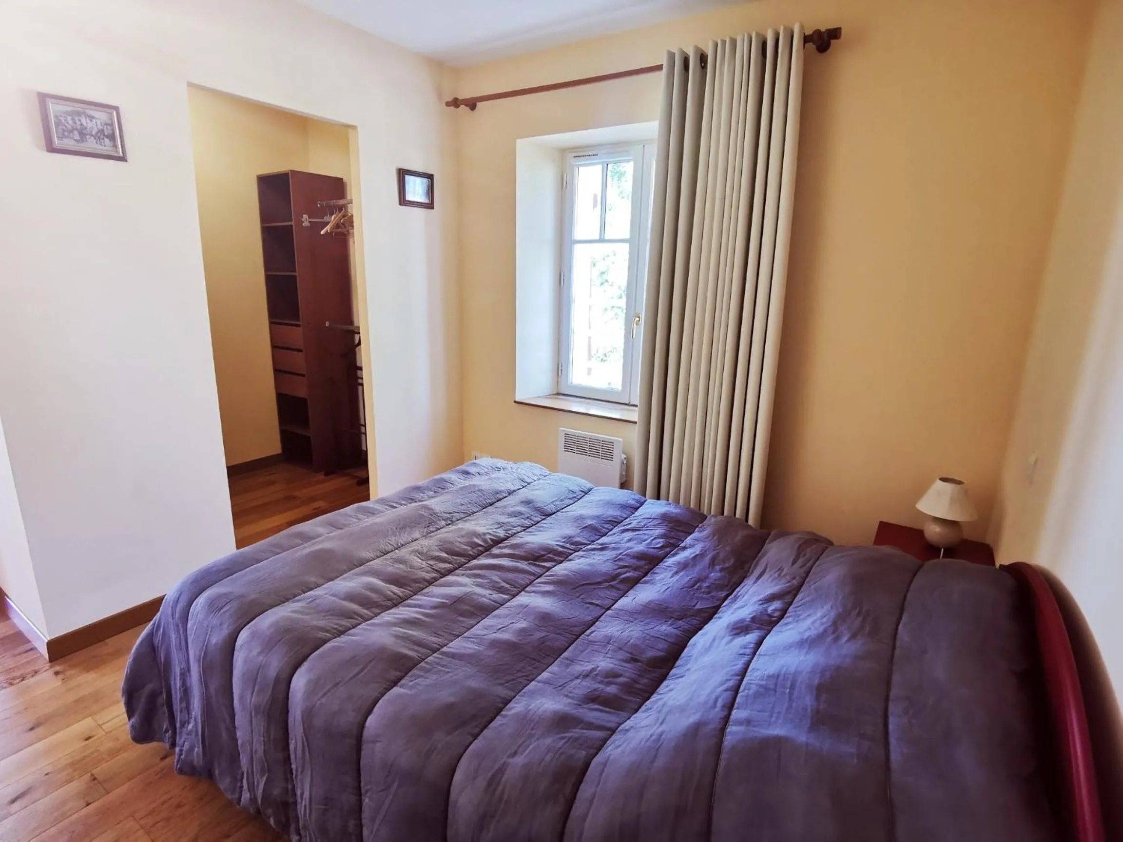 Bed in Appartements la Félicité