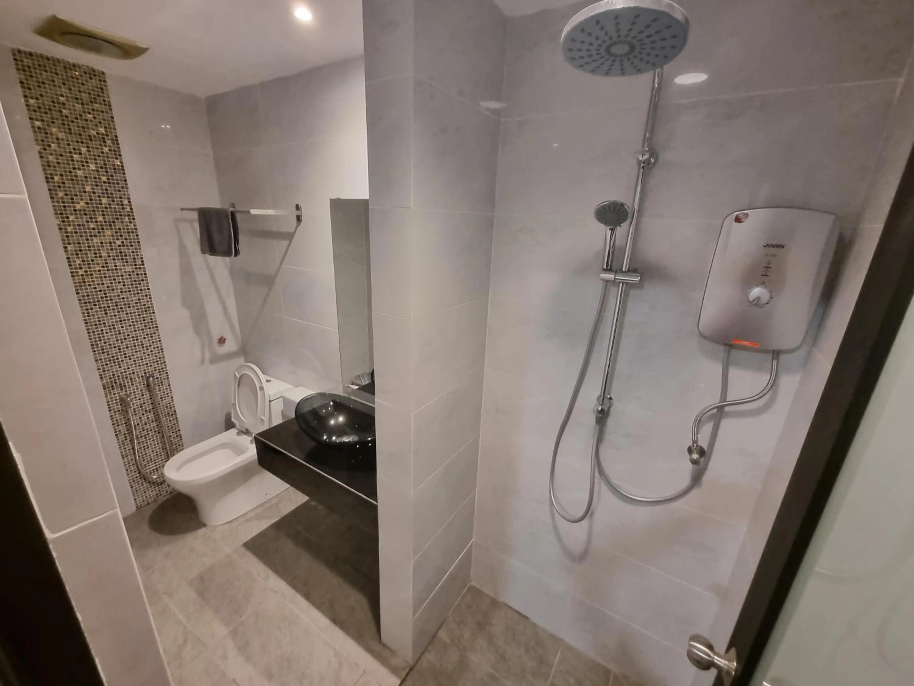 Bathroom in MIICO Hotel @ Mount Austin