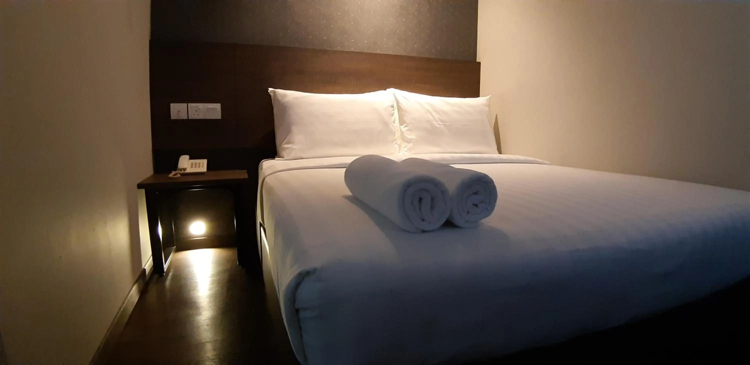 Bed in MIICO Hotel @ Mount Austin