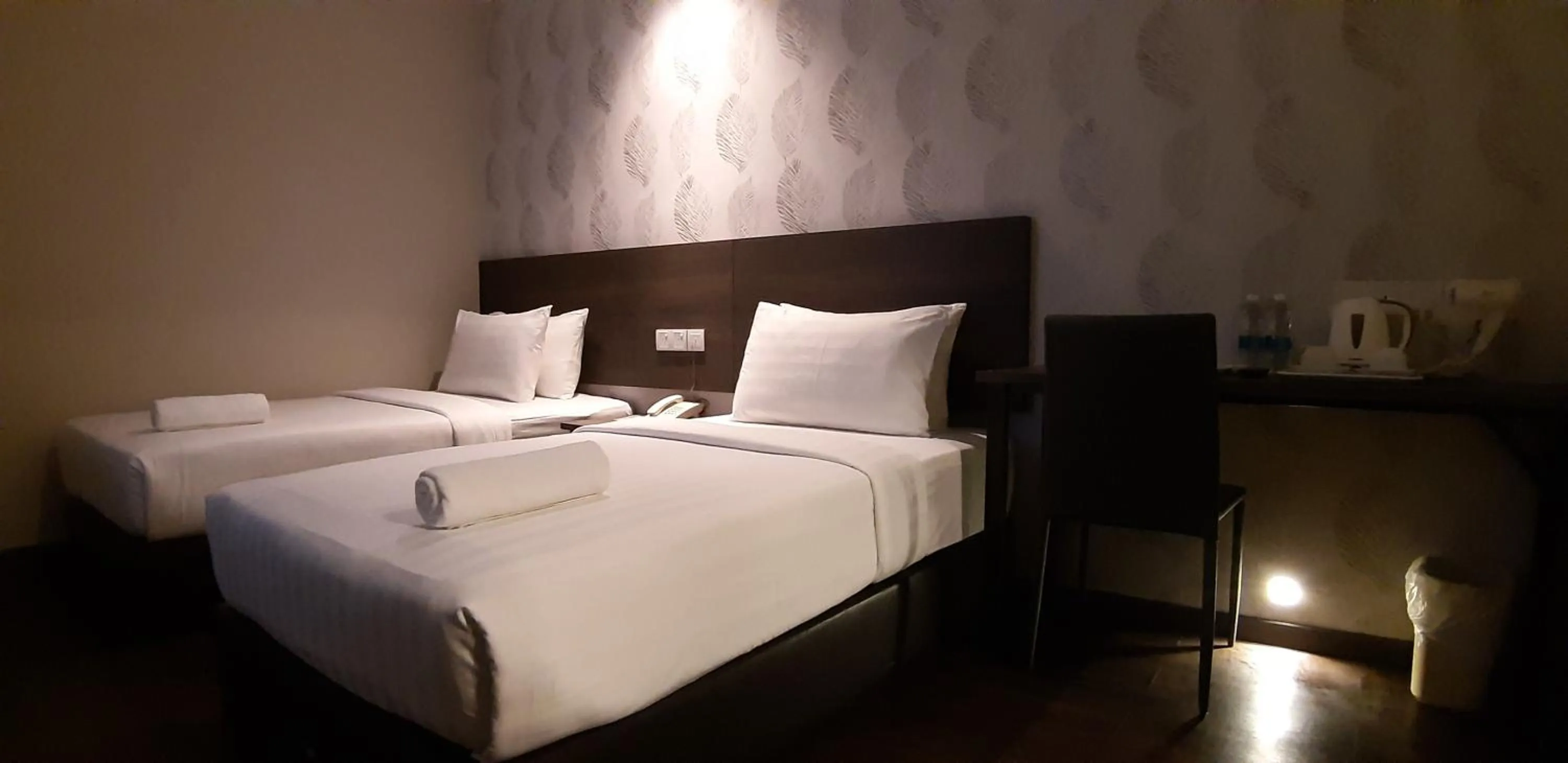 Bed in MIICO Hotel @ Mount Austin