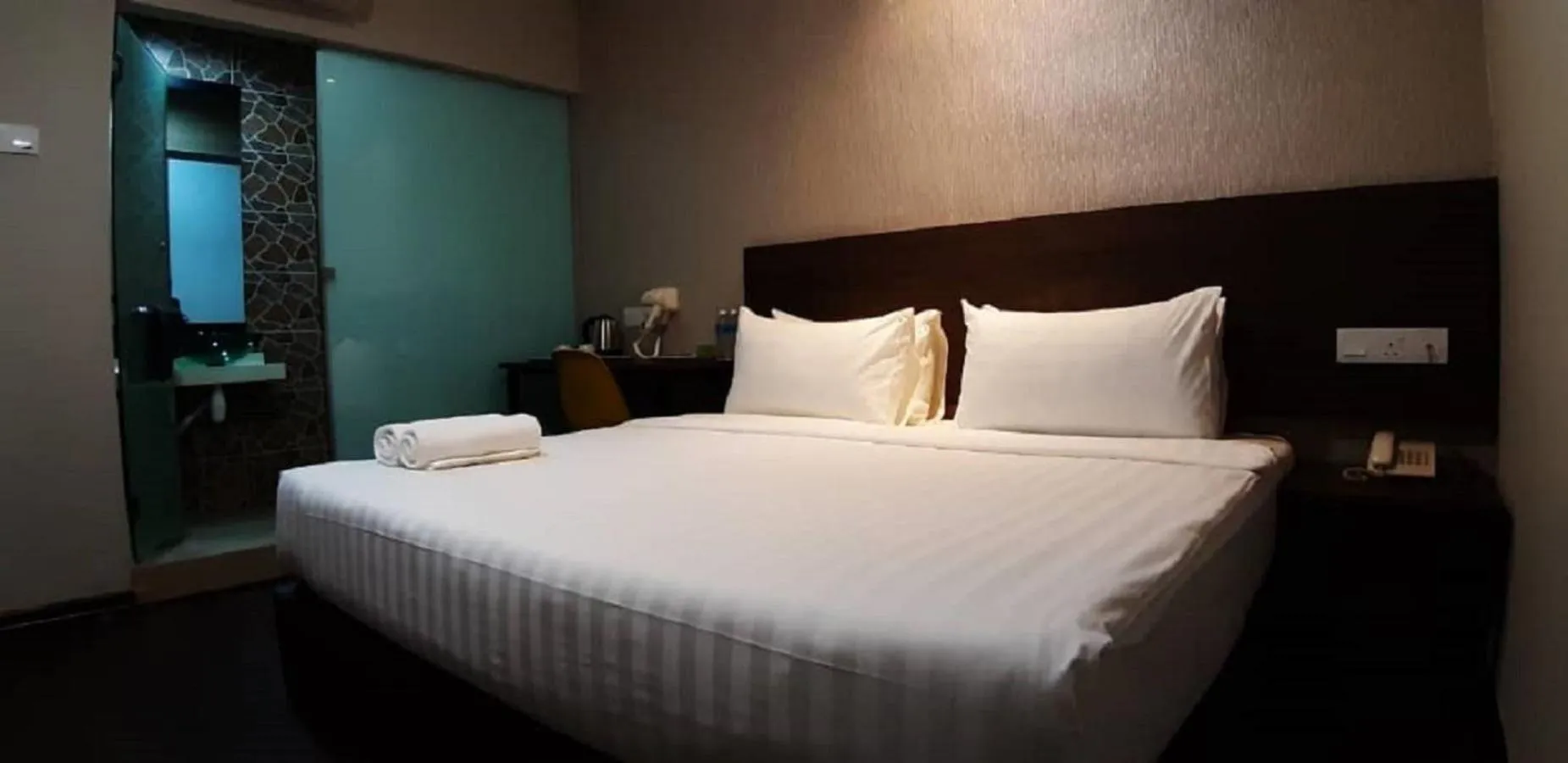 Bed in MIICO Hotel @ Mount Austin