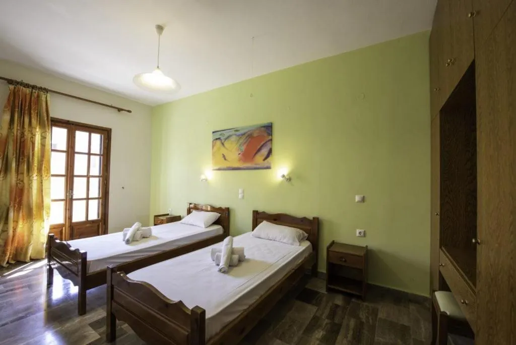 Bed in Miltiadis Apartments Spiti Miltiadis