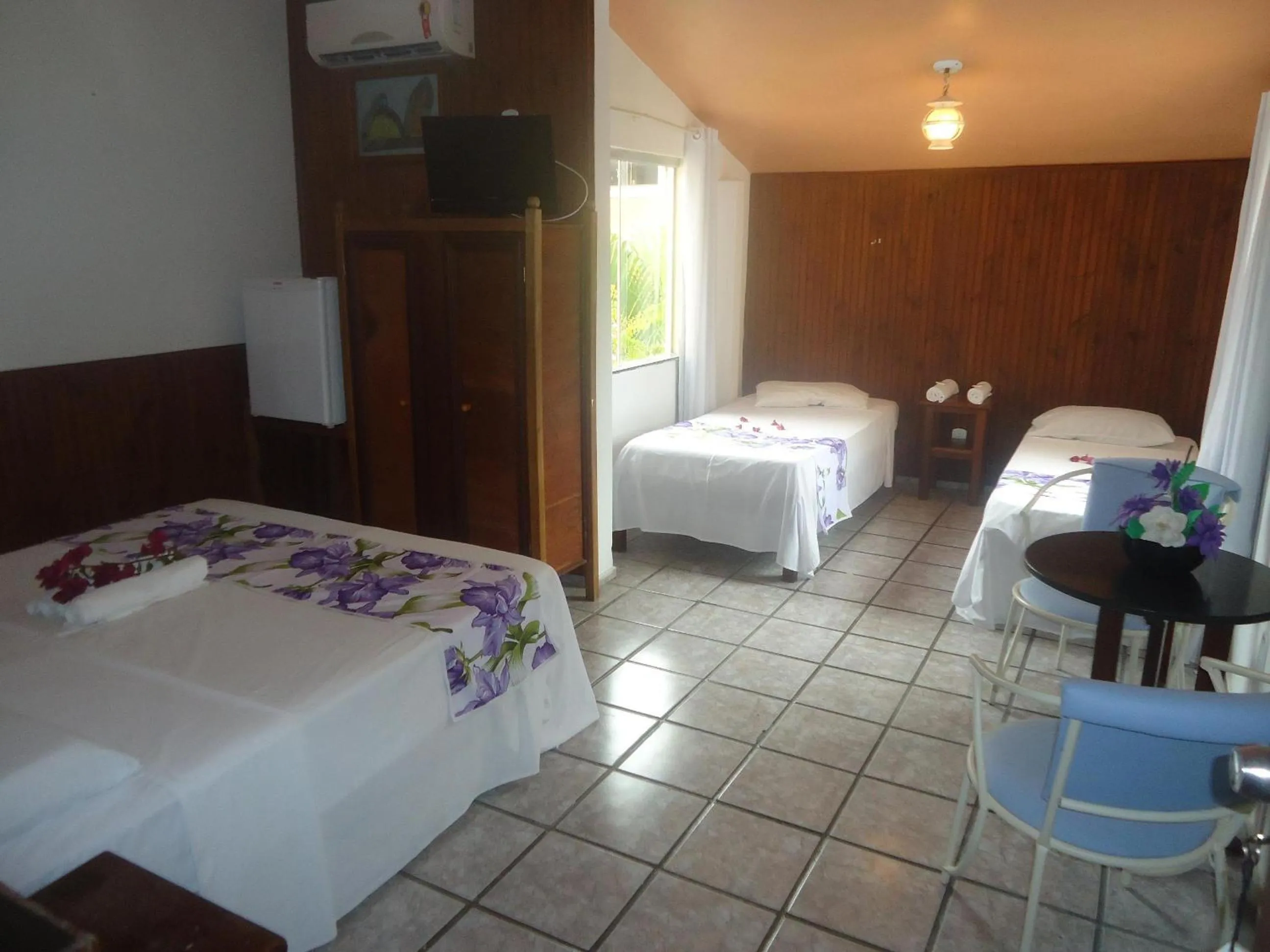 Bedroom, Bed in Vale Verde Praia Hotel