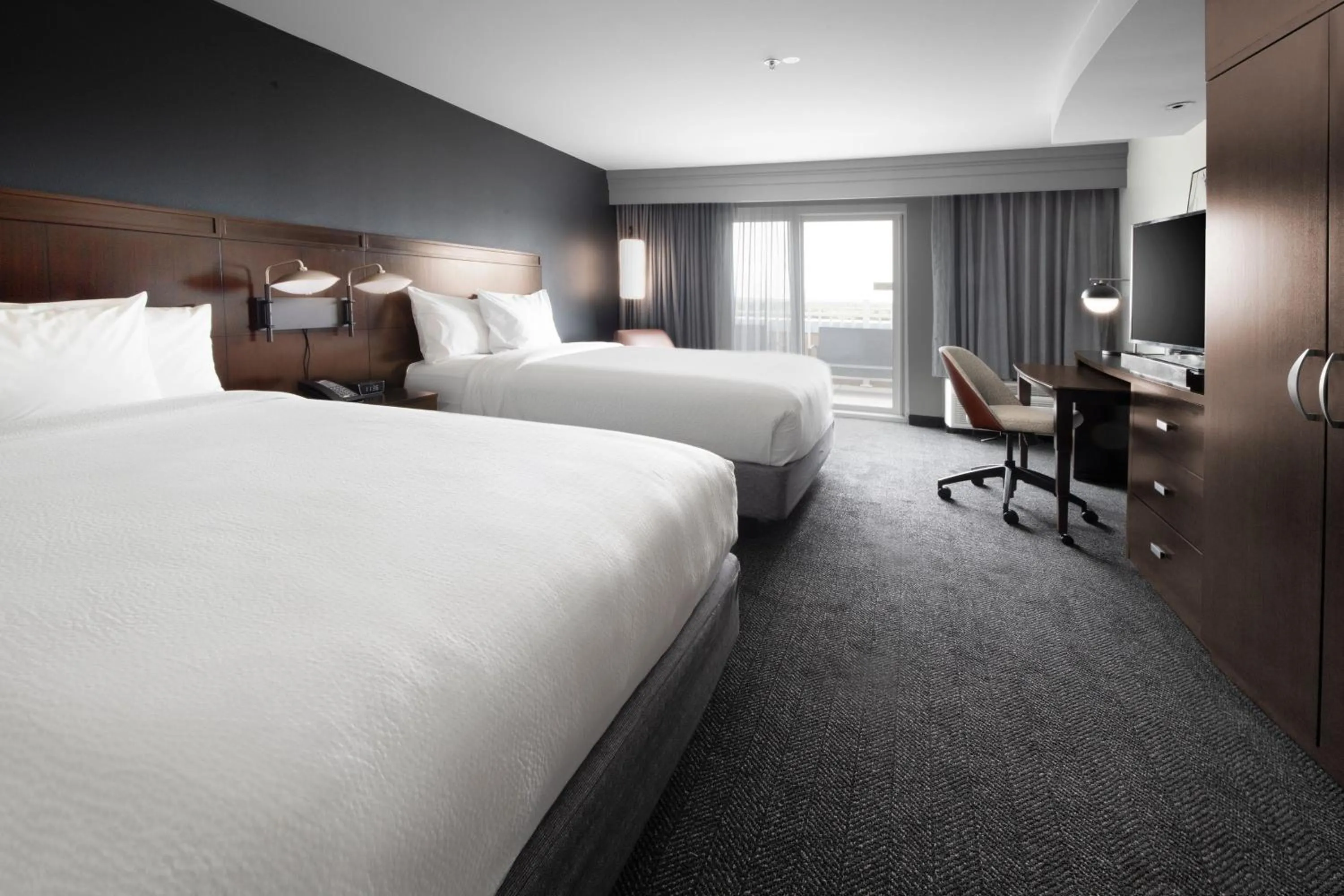 Swimming pool, Bed in Courtyard by Marriott Galveston Island