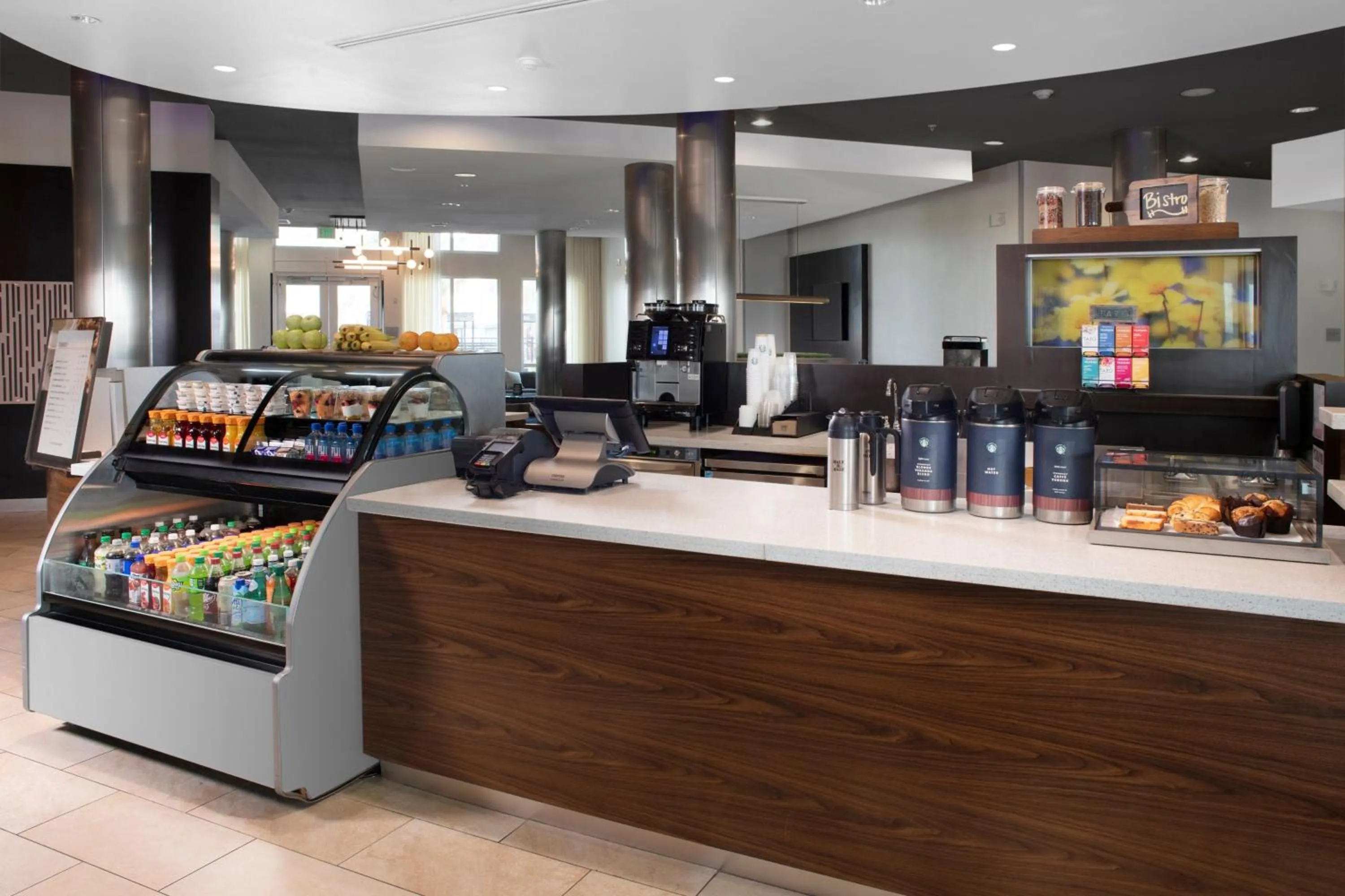 Restaurant/places to eat in Courtyard by Marriott Galveston Island