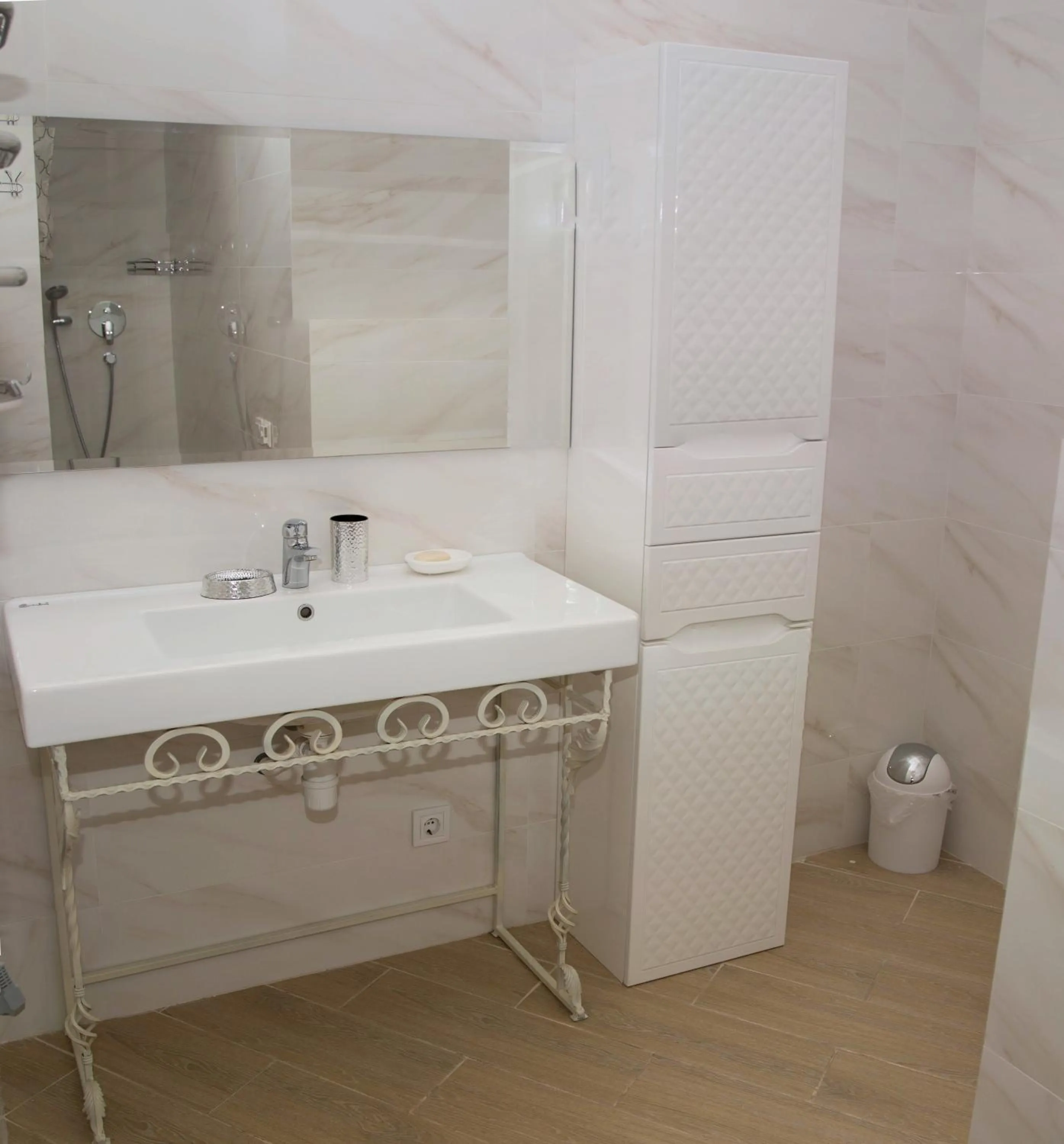 Bathroom in Apart hotel Greenwood near Sea