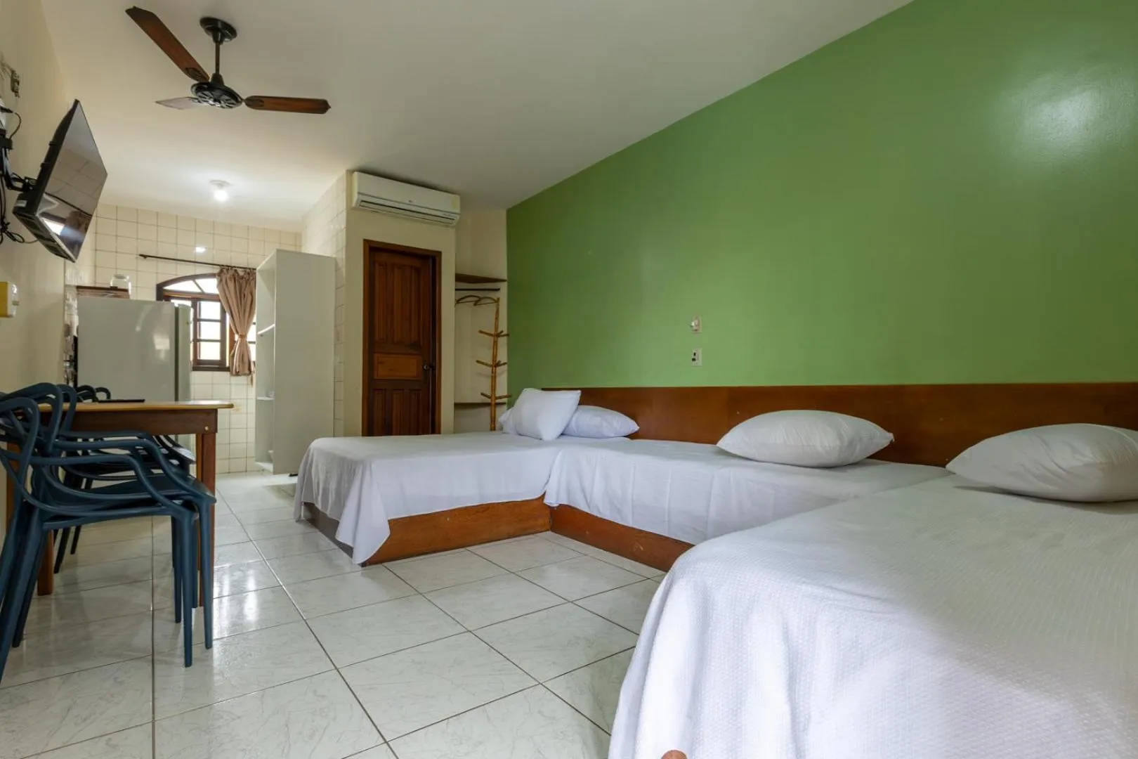 Bedroom, Bed in Chalés Four Seasons