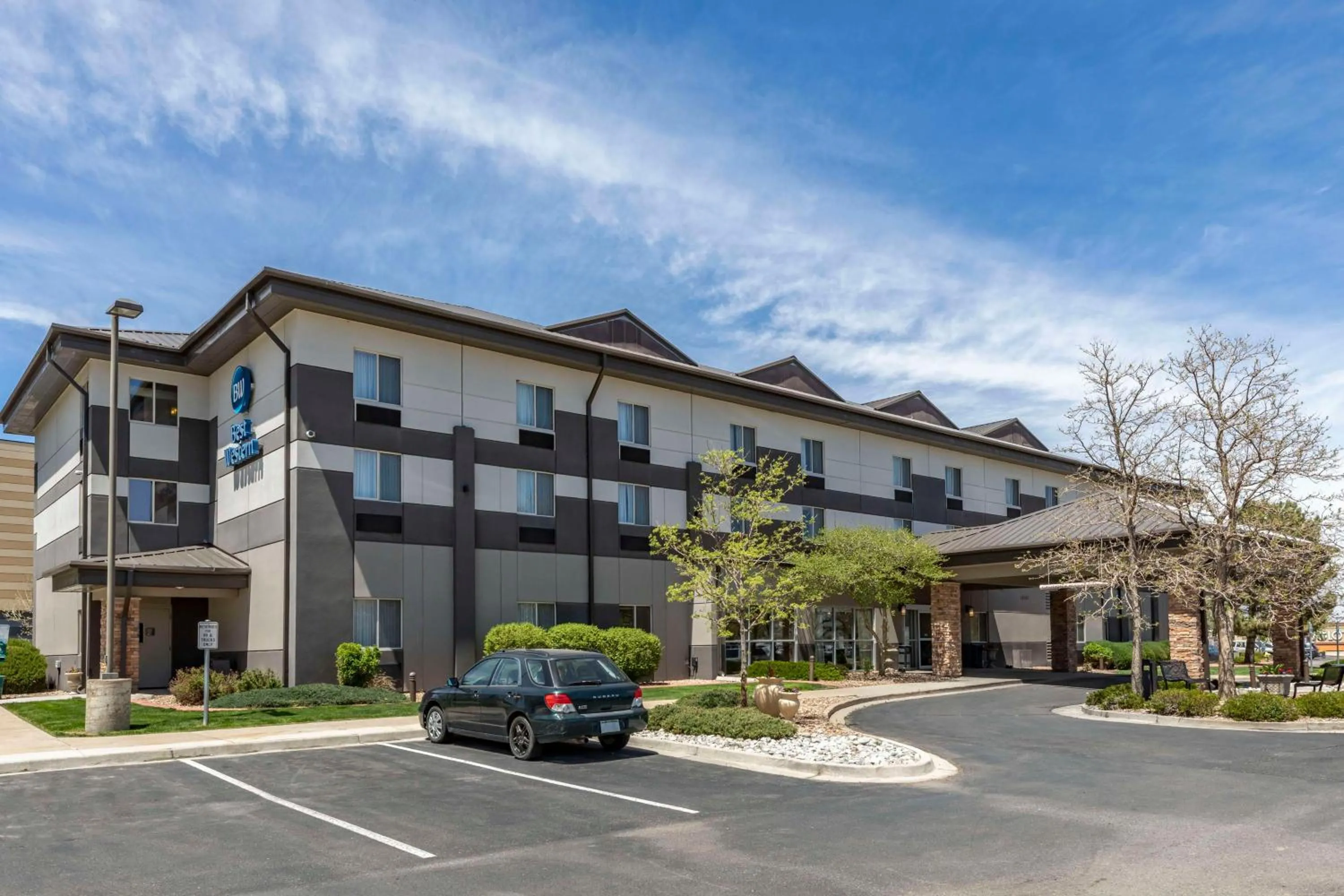 Property building in Best Western Brighton Inn
