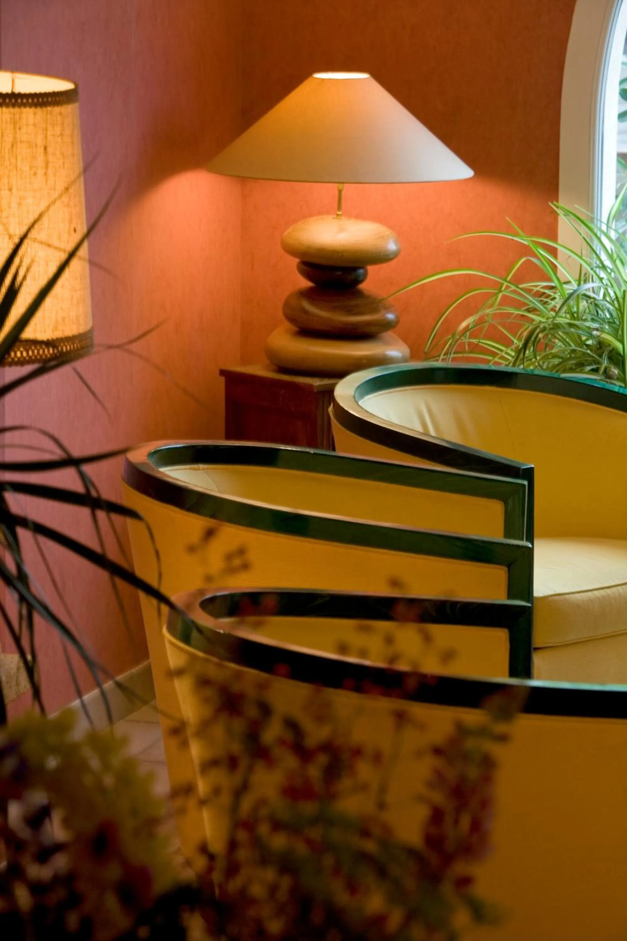 Lounge or bar in Logis Hotel Spa Restaurant Le Provence