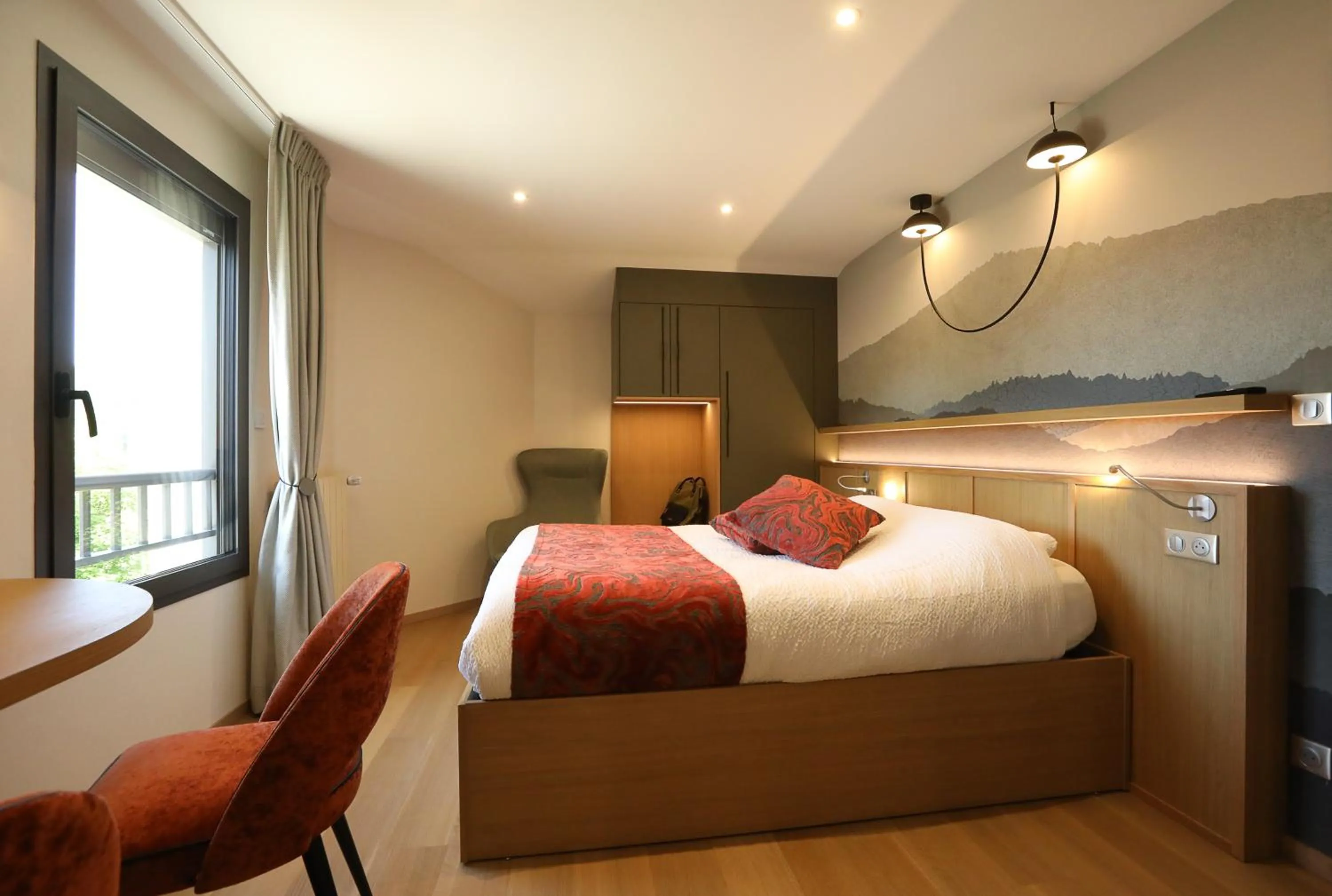 Logis Hotel Spa Restaurant Le Provence