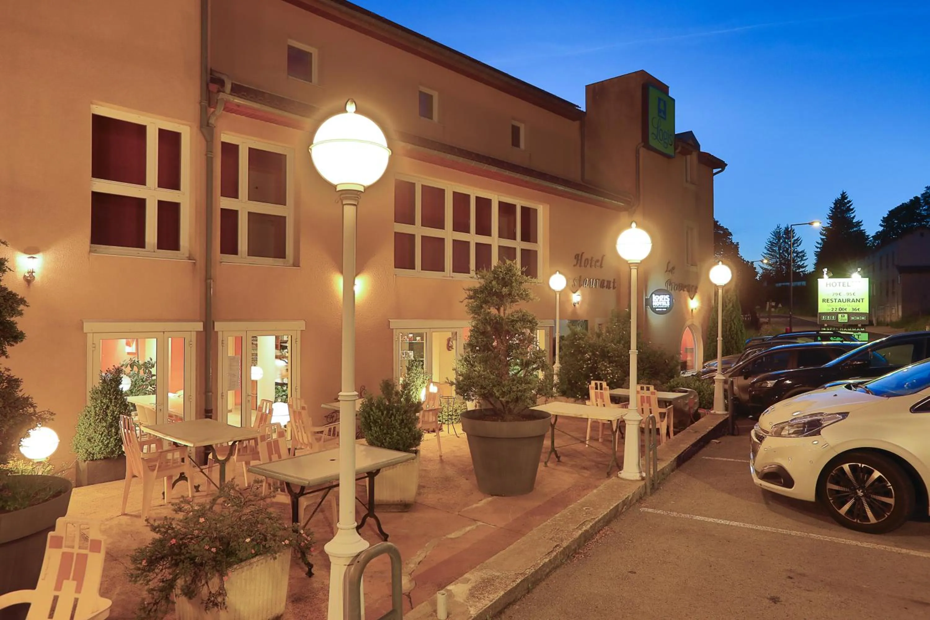 Logis Hotel Spa Restaurant Le Provence